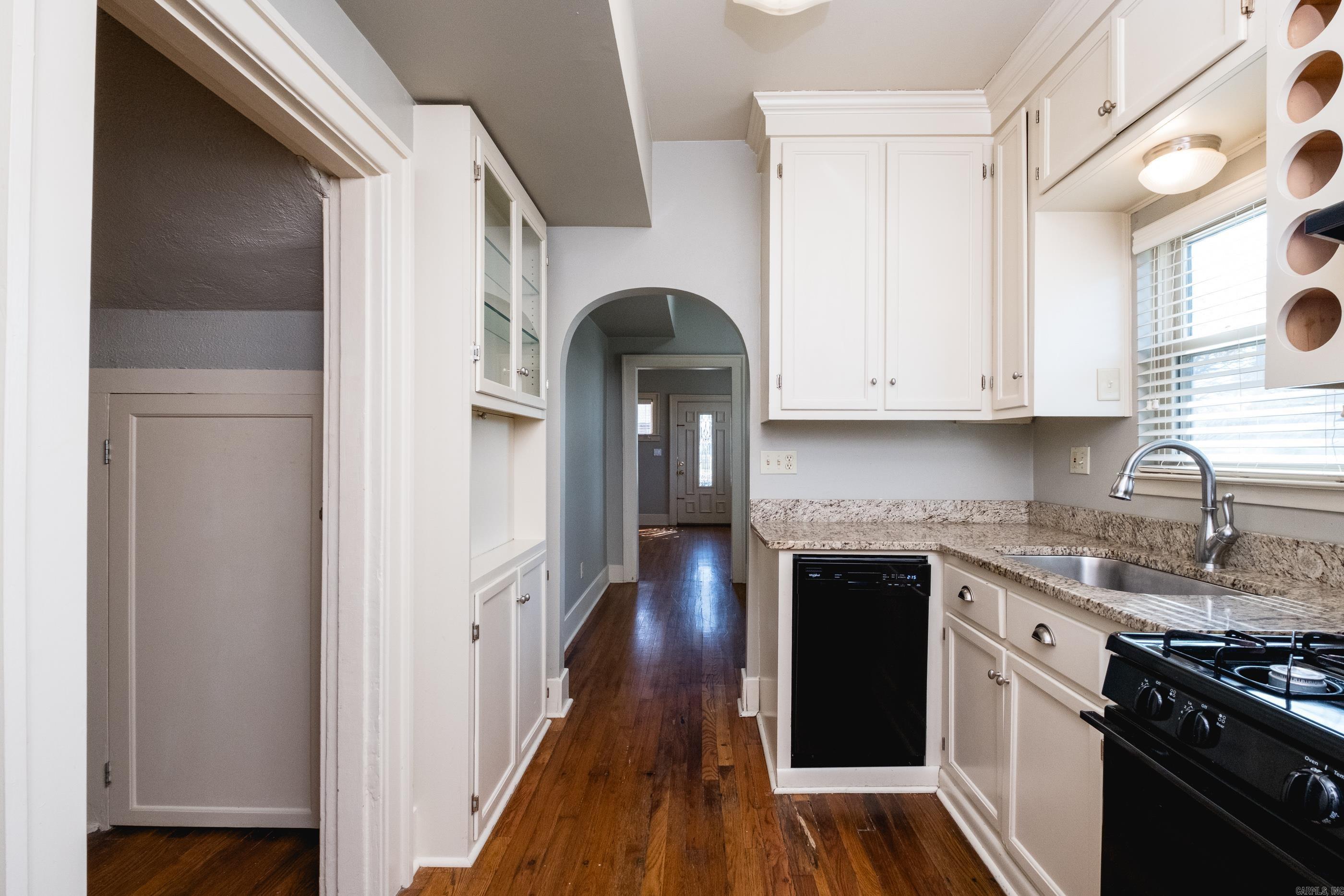 Weldon E Wrights - Residential