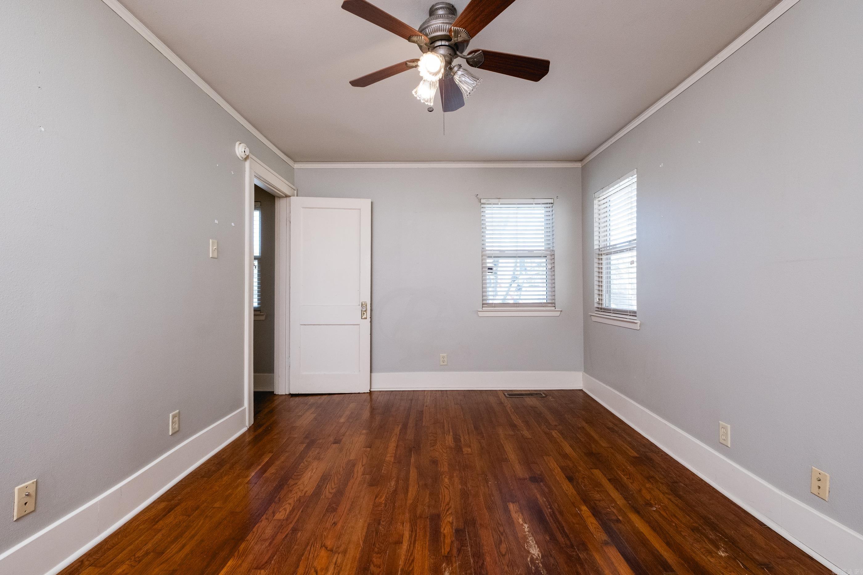 Weldon E Wrights - Residential