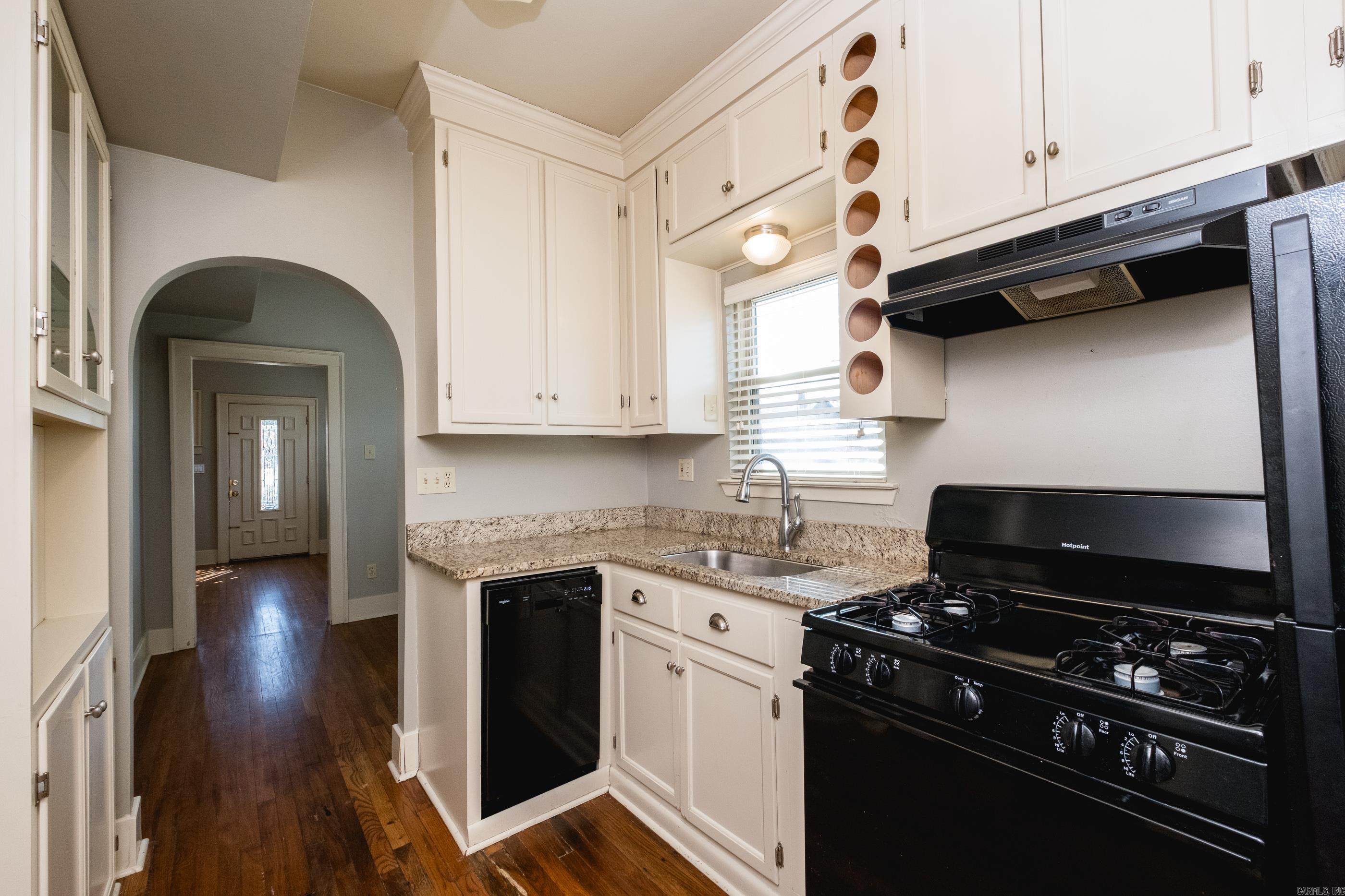 Weldon E Wrights - Residential