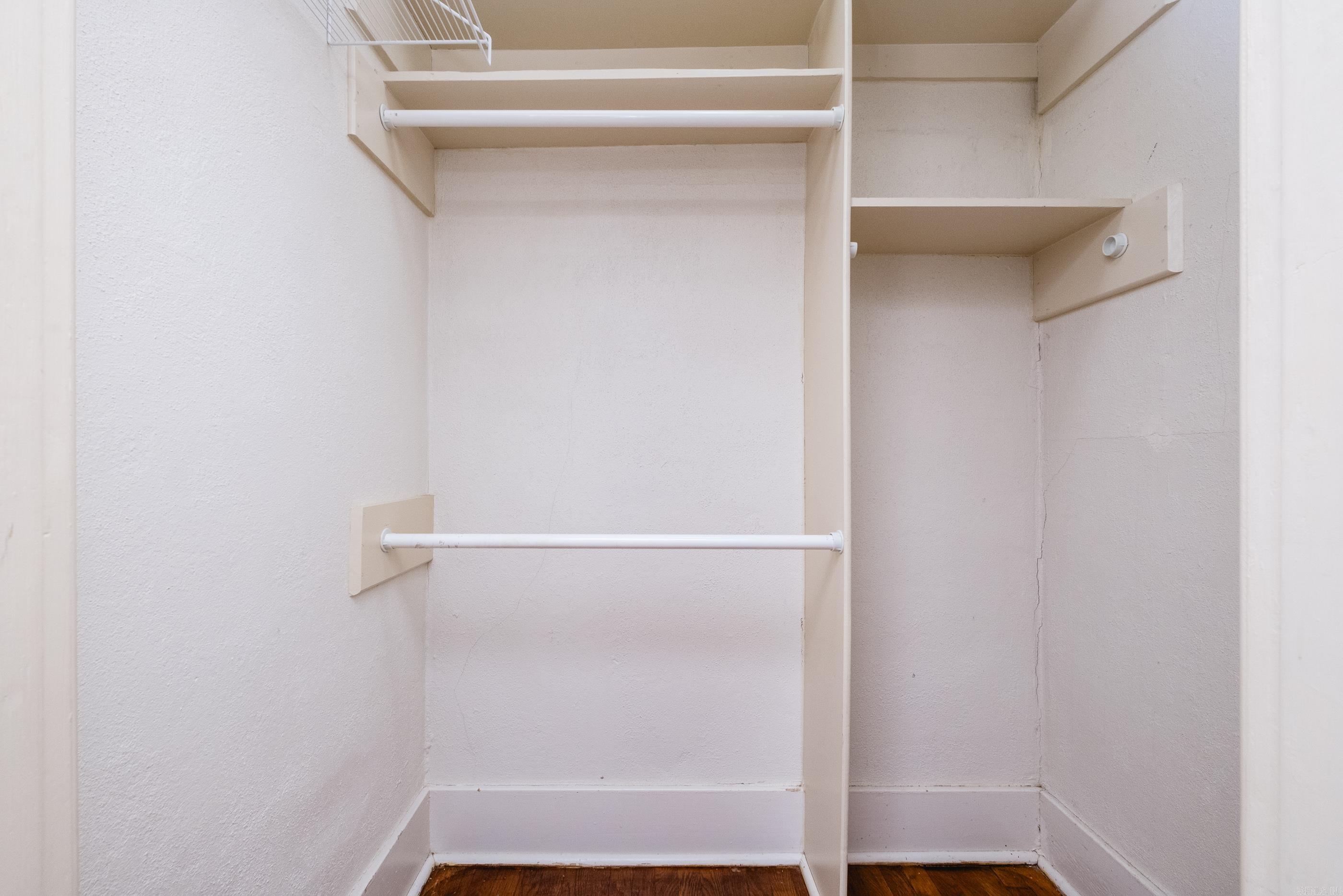 Weldon E Wrights - Residential