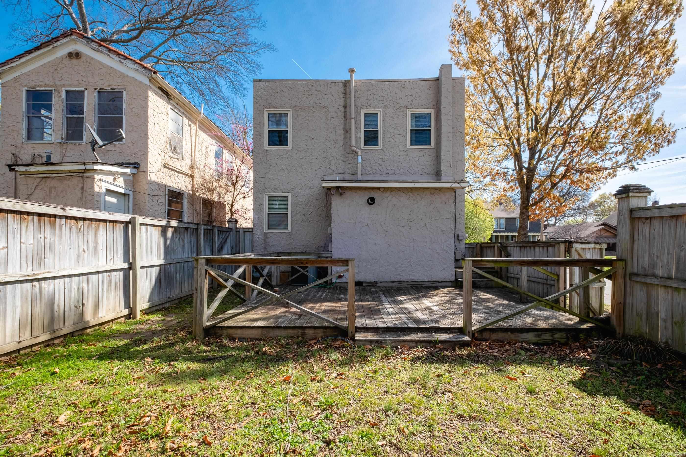 Weldon E Wrights - Residential