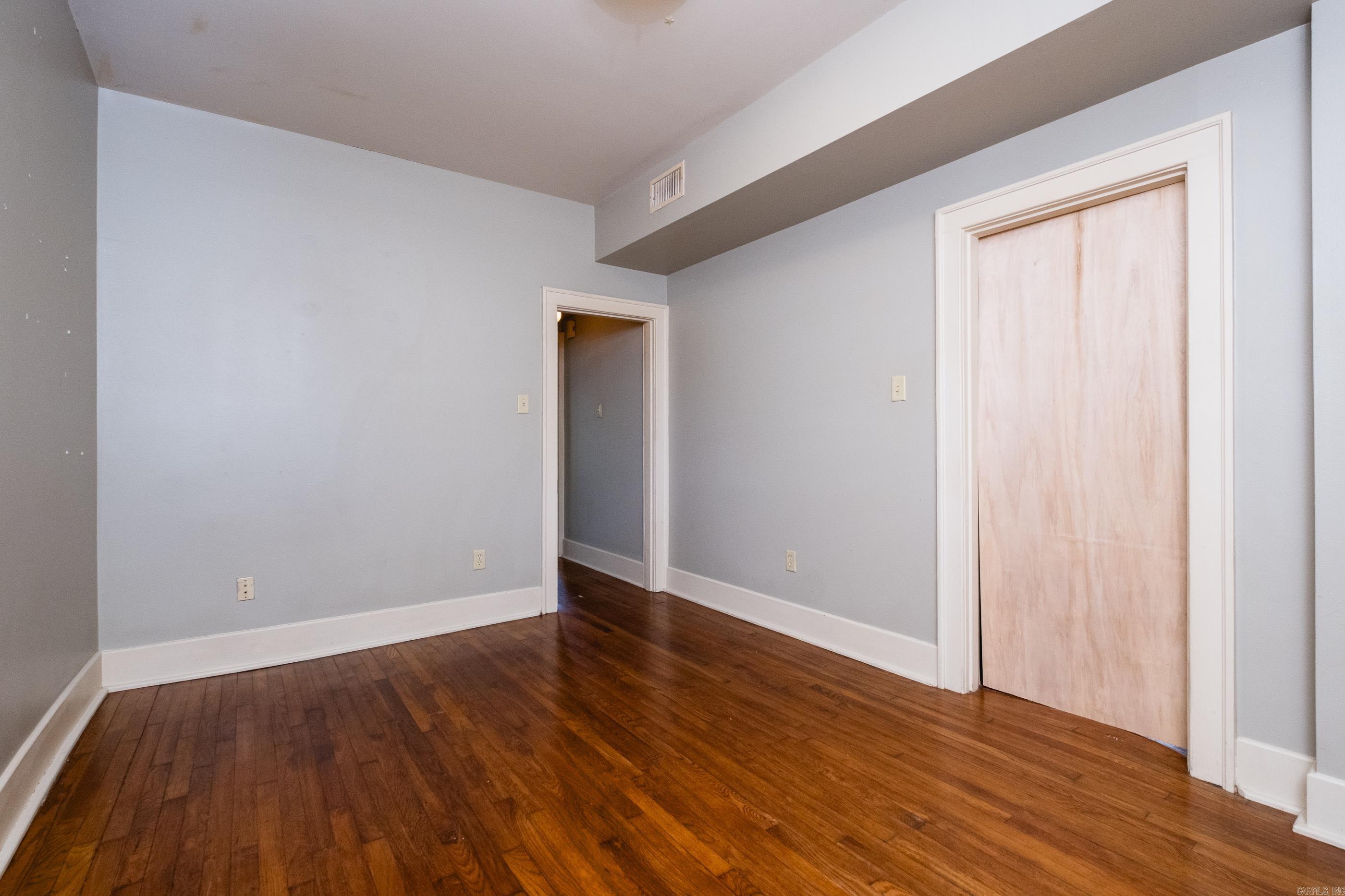 Weldon E Wrights - Residential