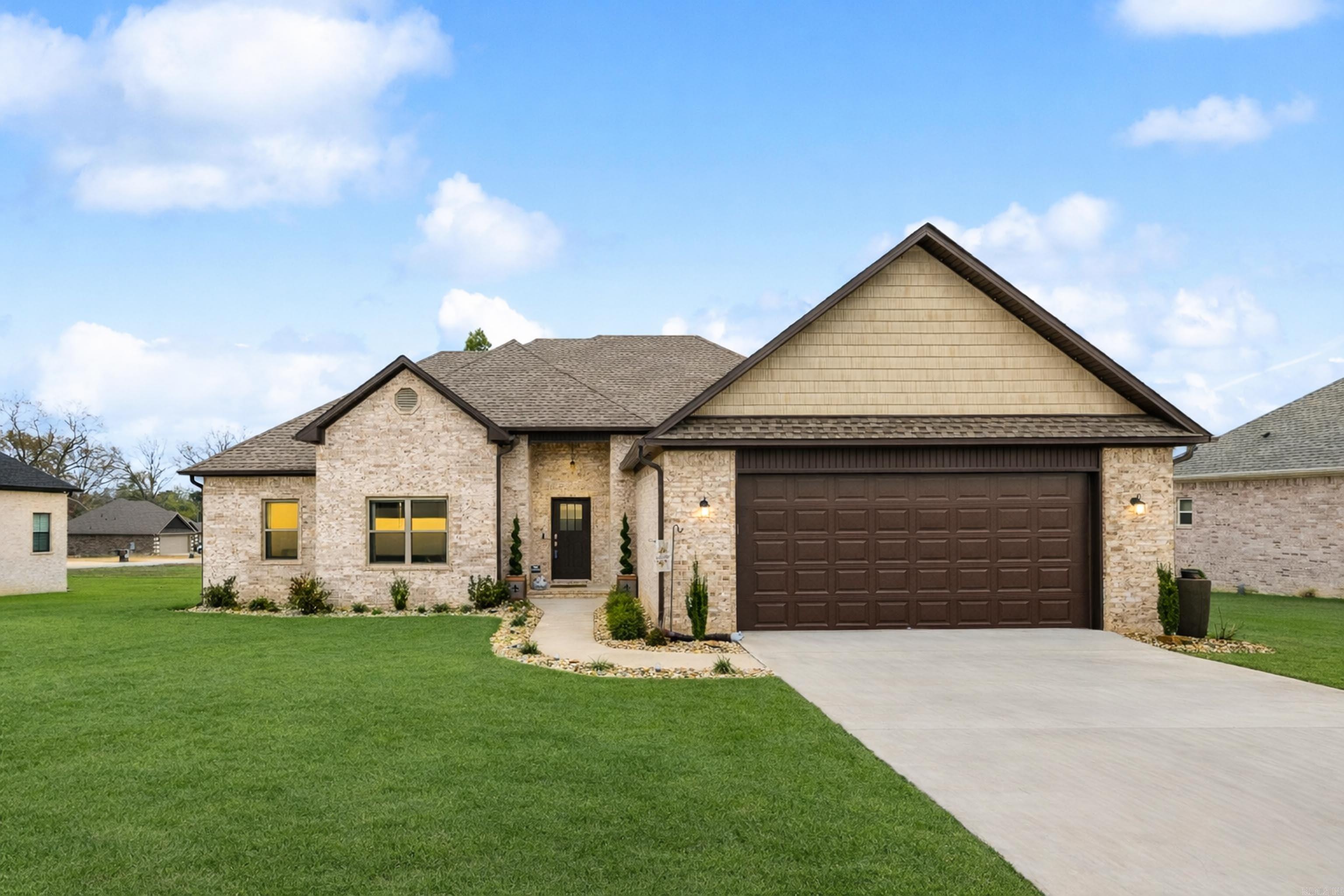 HIDDEN VALLEY ESTATES - Residential