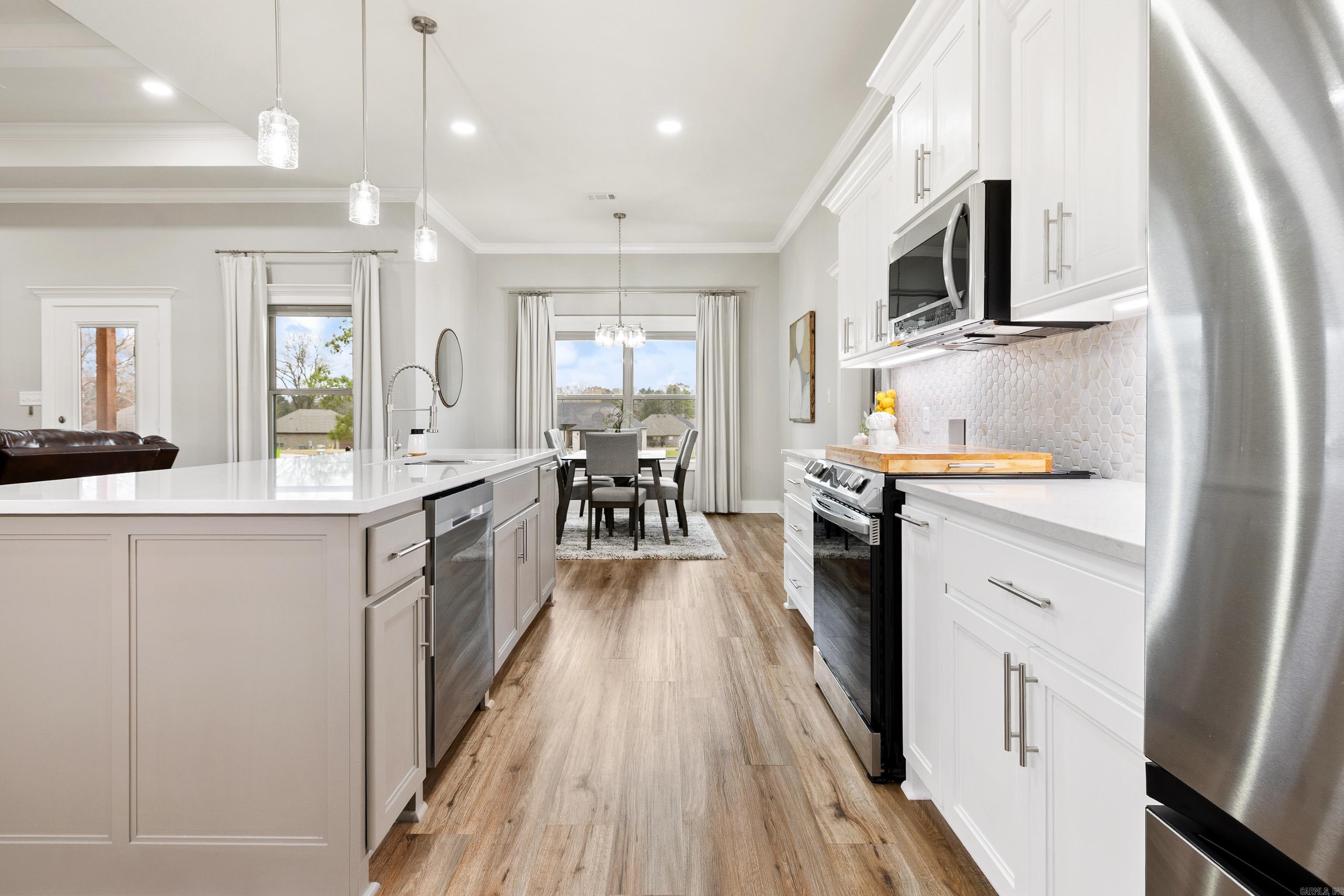 HIDDEN VALLEY ESTATES - Residential