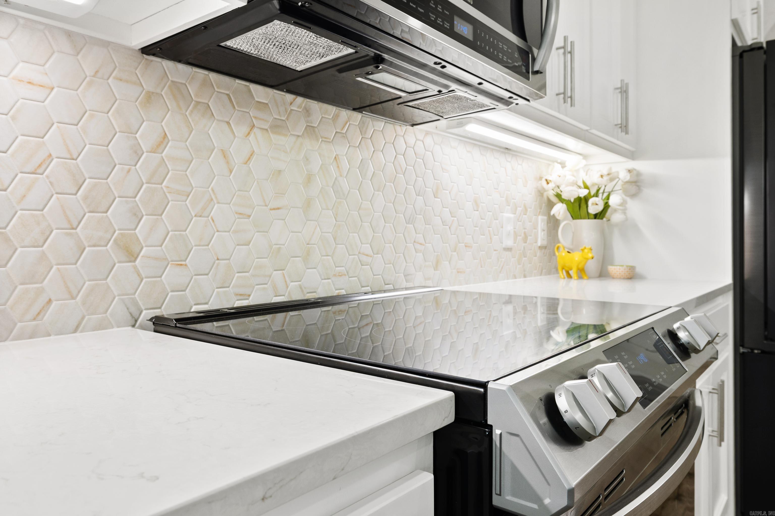 HIDDEN VALLEY ESTATES - Residential