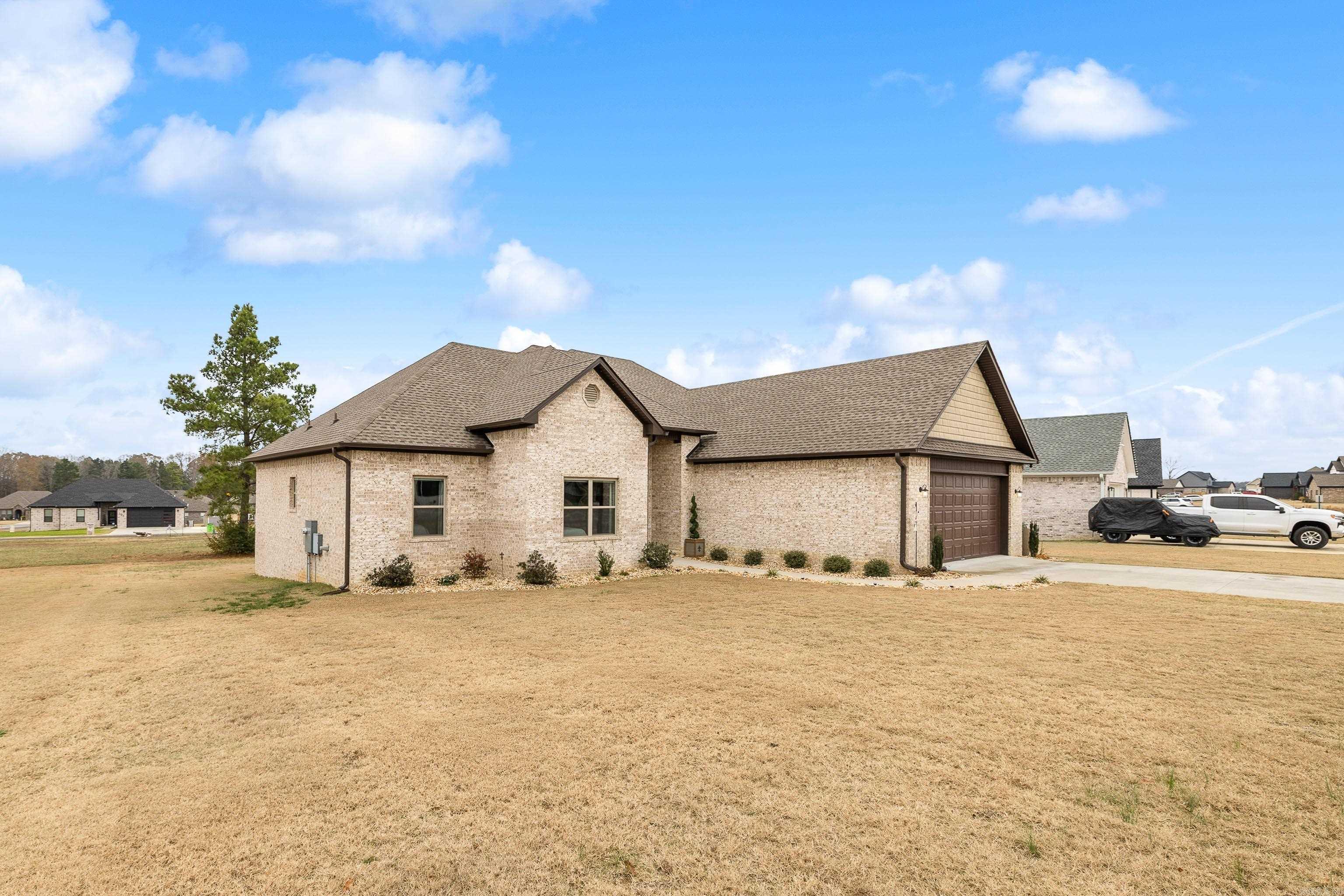 HIDDEN VALLEY ESTATES - Residential