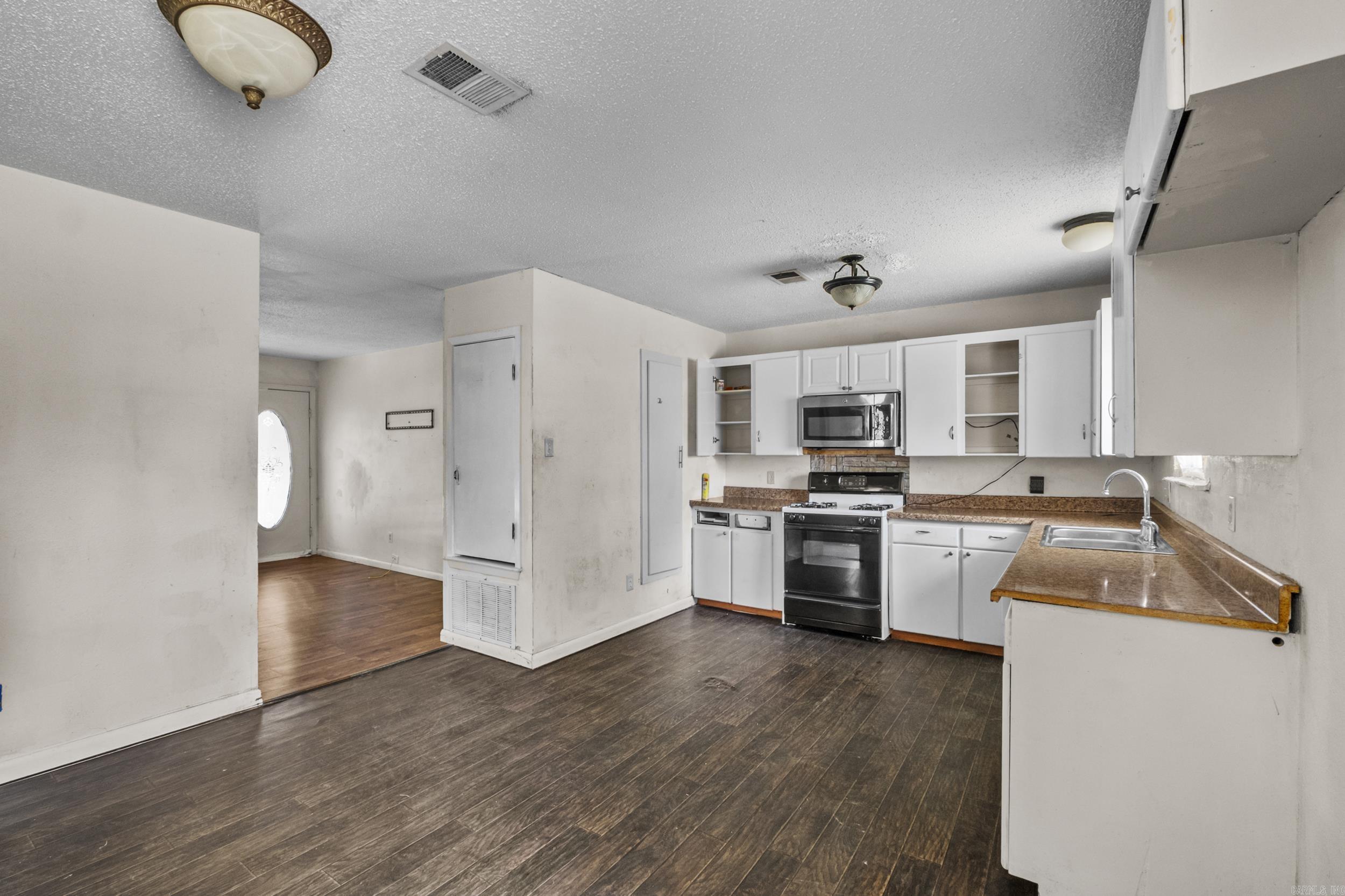 NEELY TO JACK - Residential