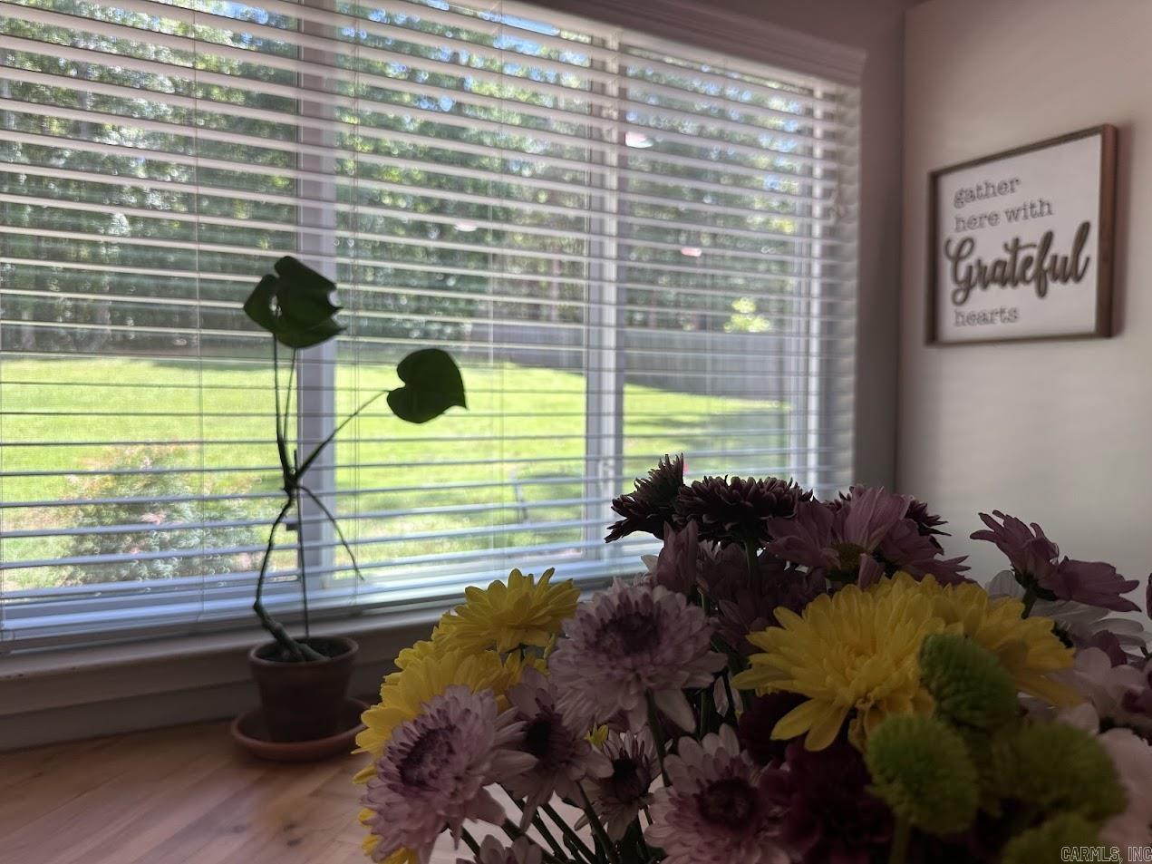 WHISPERING HILLS - Residential