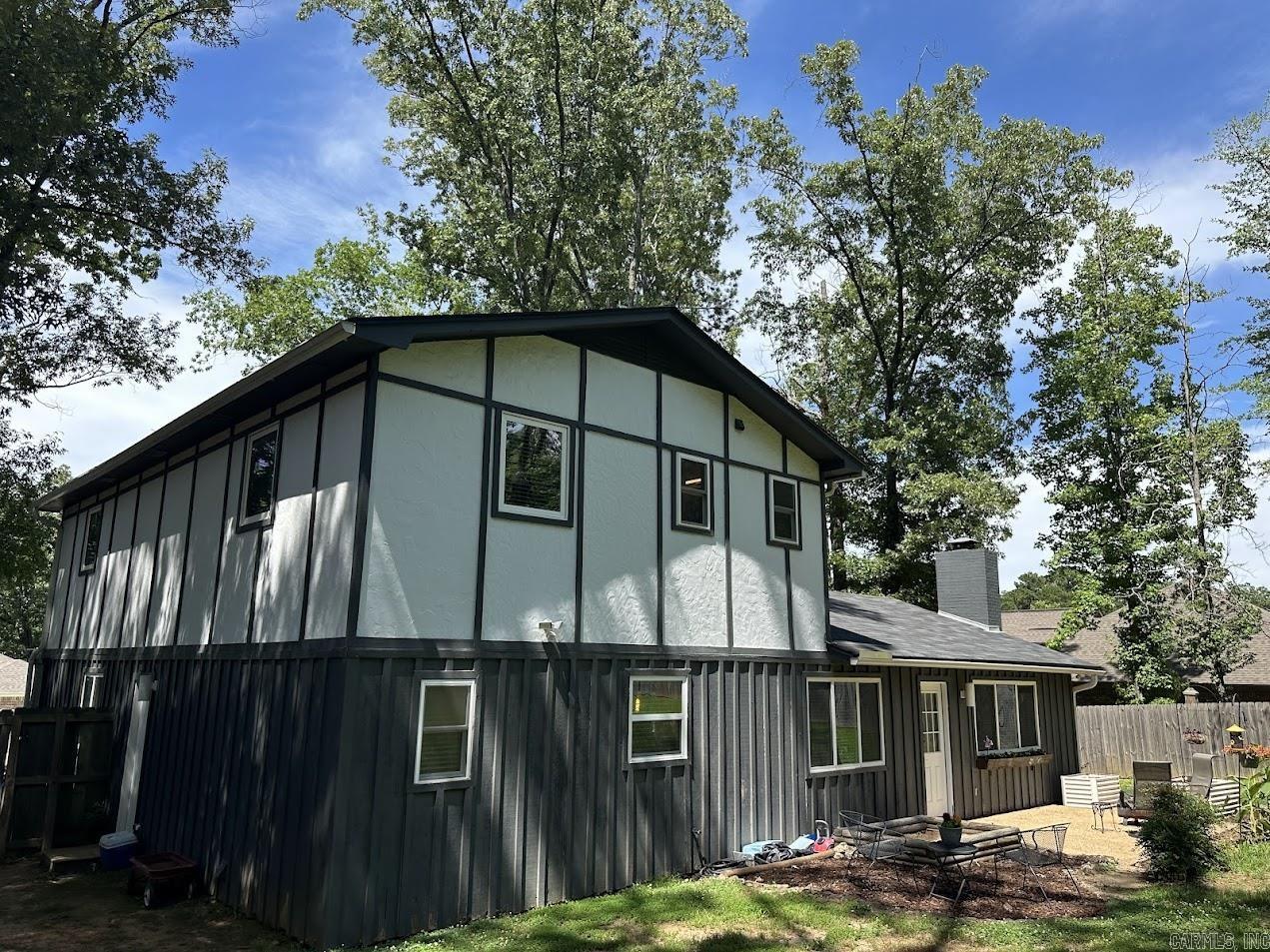 WHISPERING HILLS - Residential