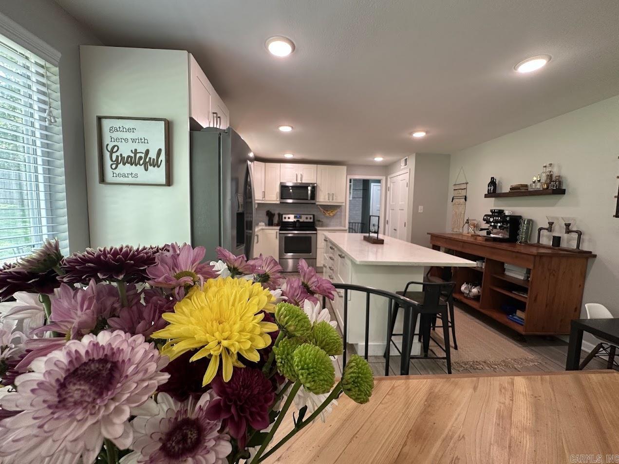 WHISPERING HILLS - Residential