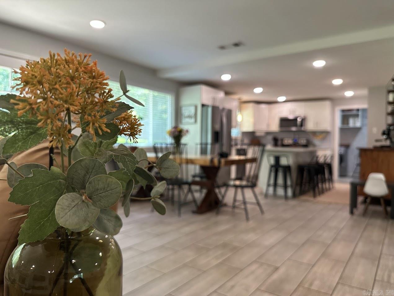 WHISPERING HILLS - Residential