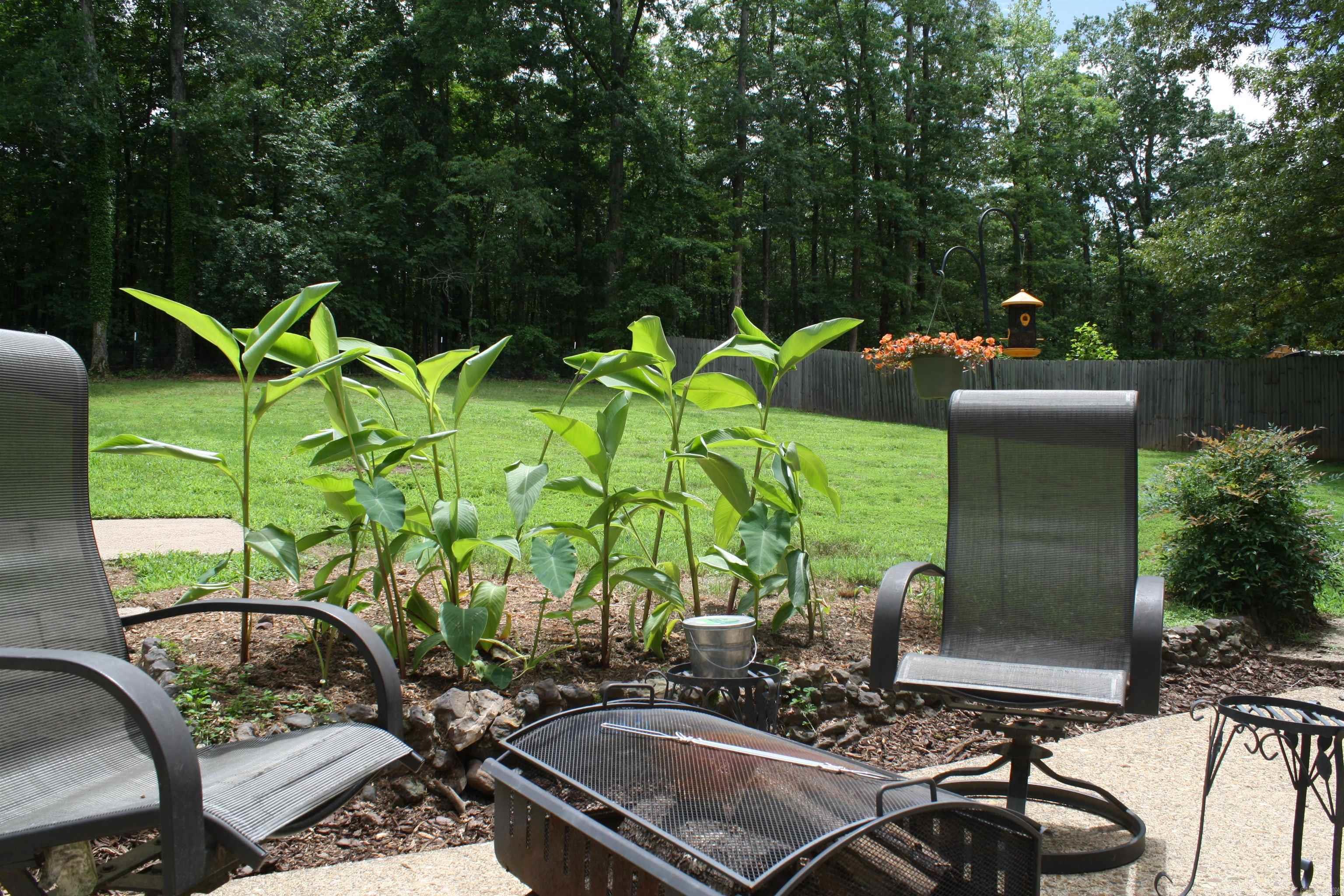 WHISPERING HILLS - Residential