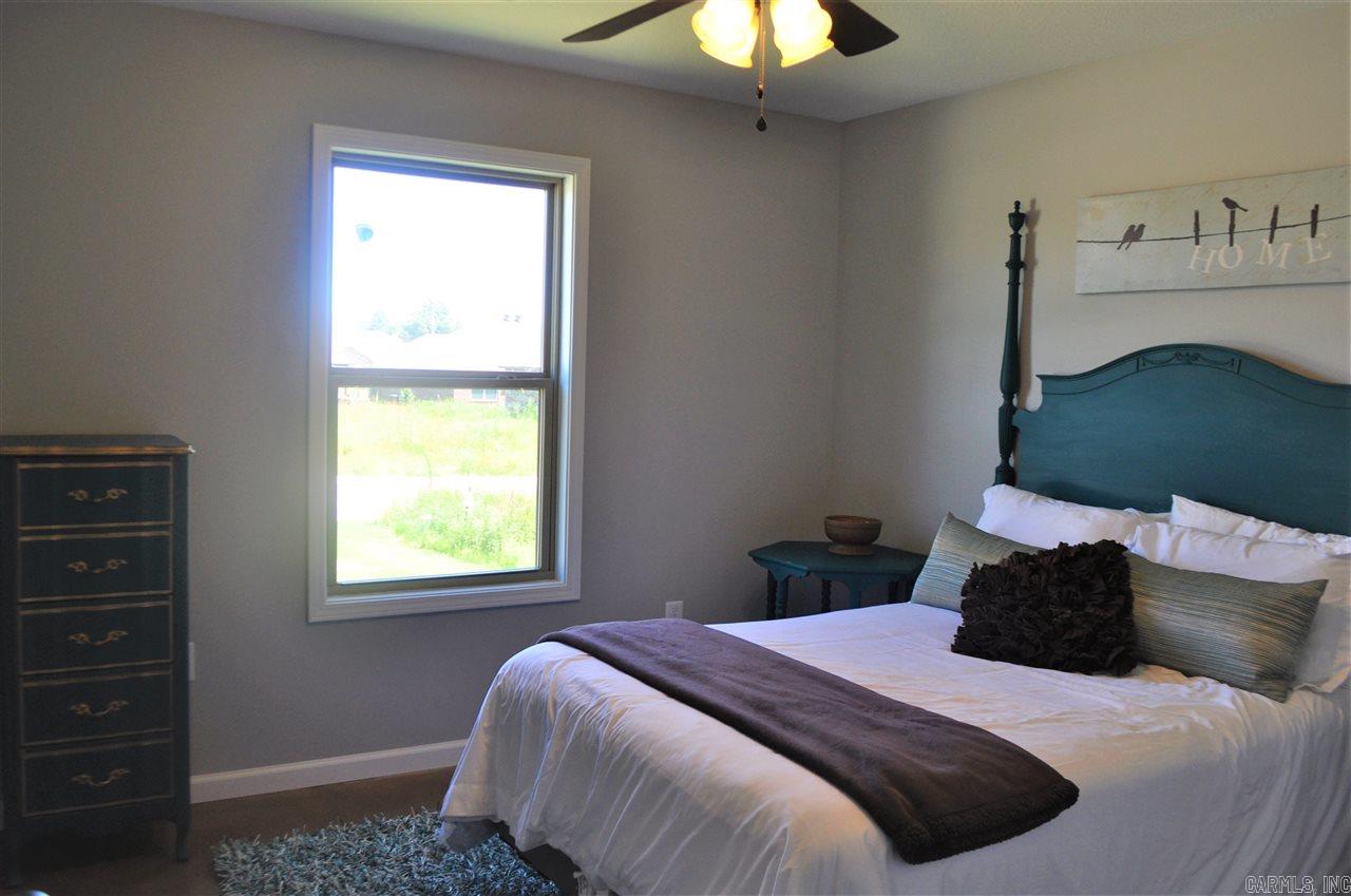 Donlee Ridge - Residential Lease