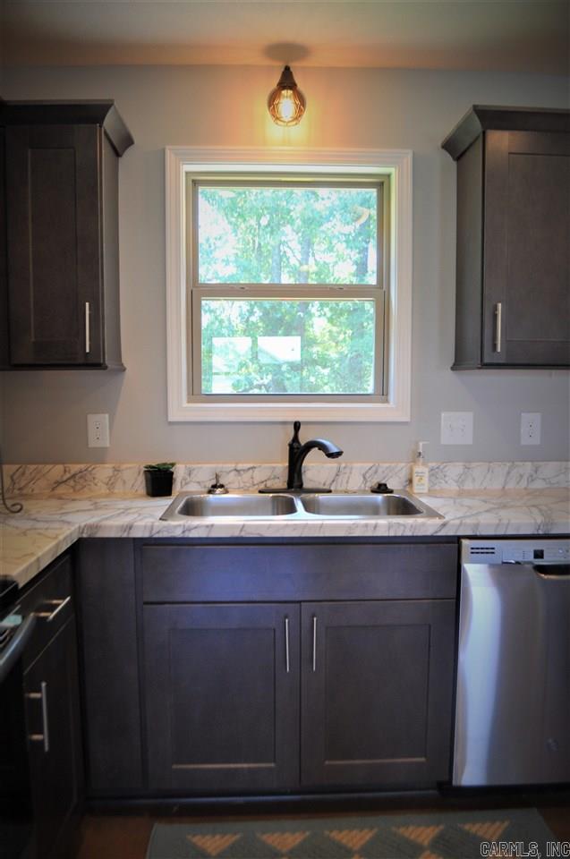 Donlee Ridge - Residential Lease