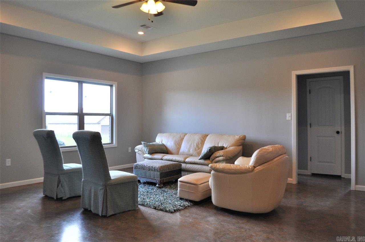 Donlee Ridge - Residential Lease