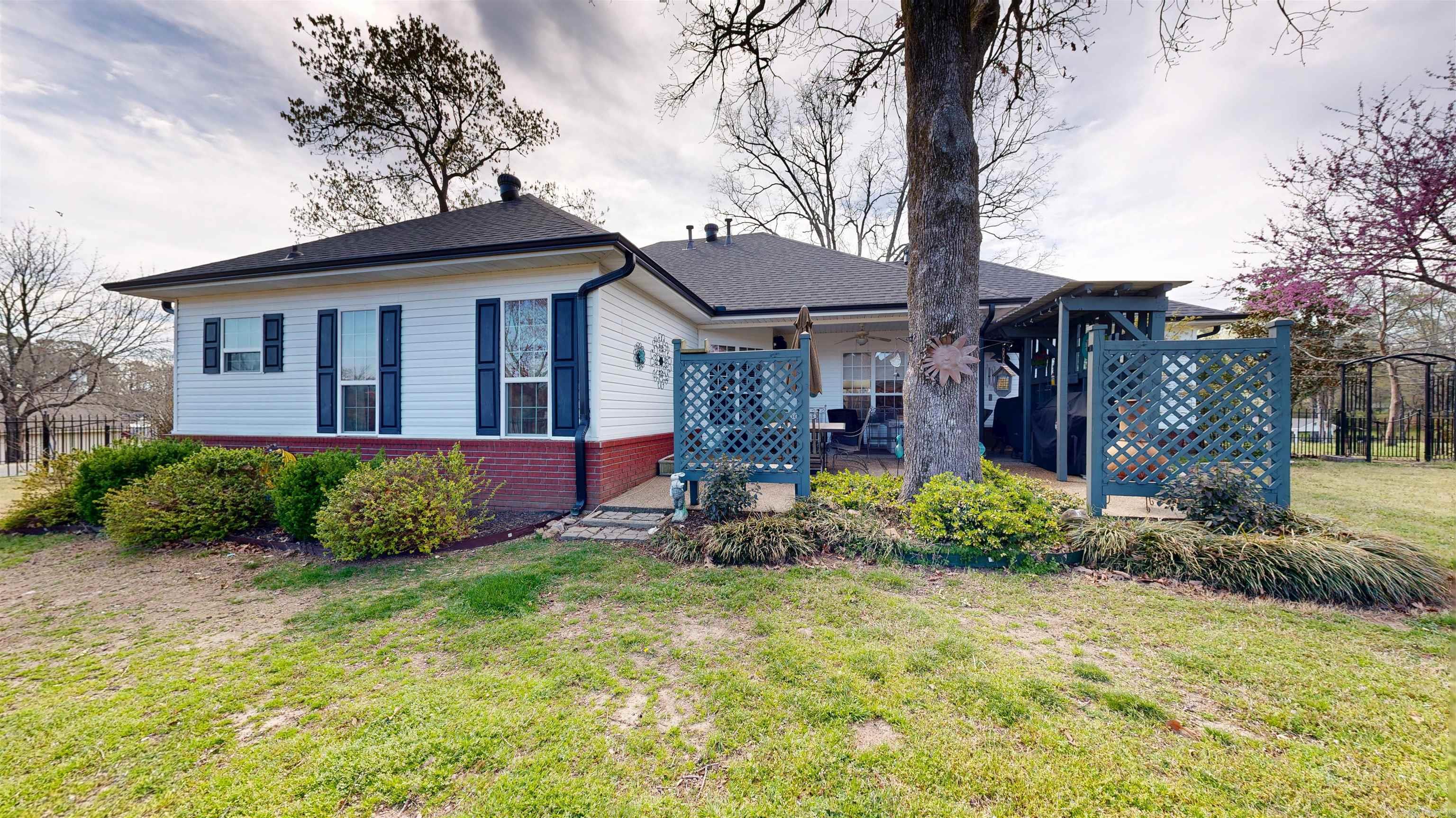 West Winds - Residential