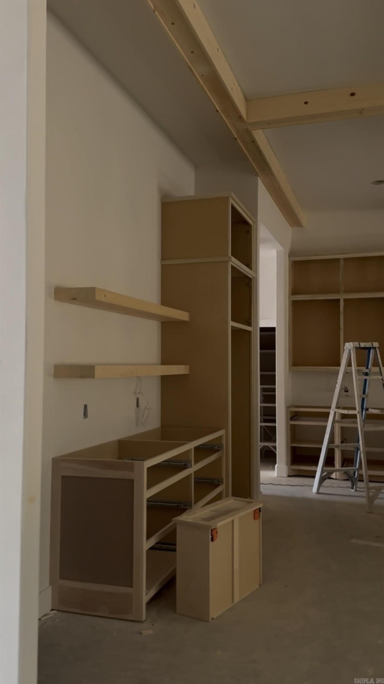 ARLINGTON PARK - Residential