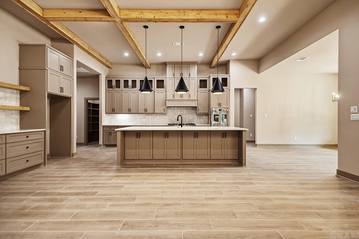 ARLINGTON PARK - Residential