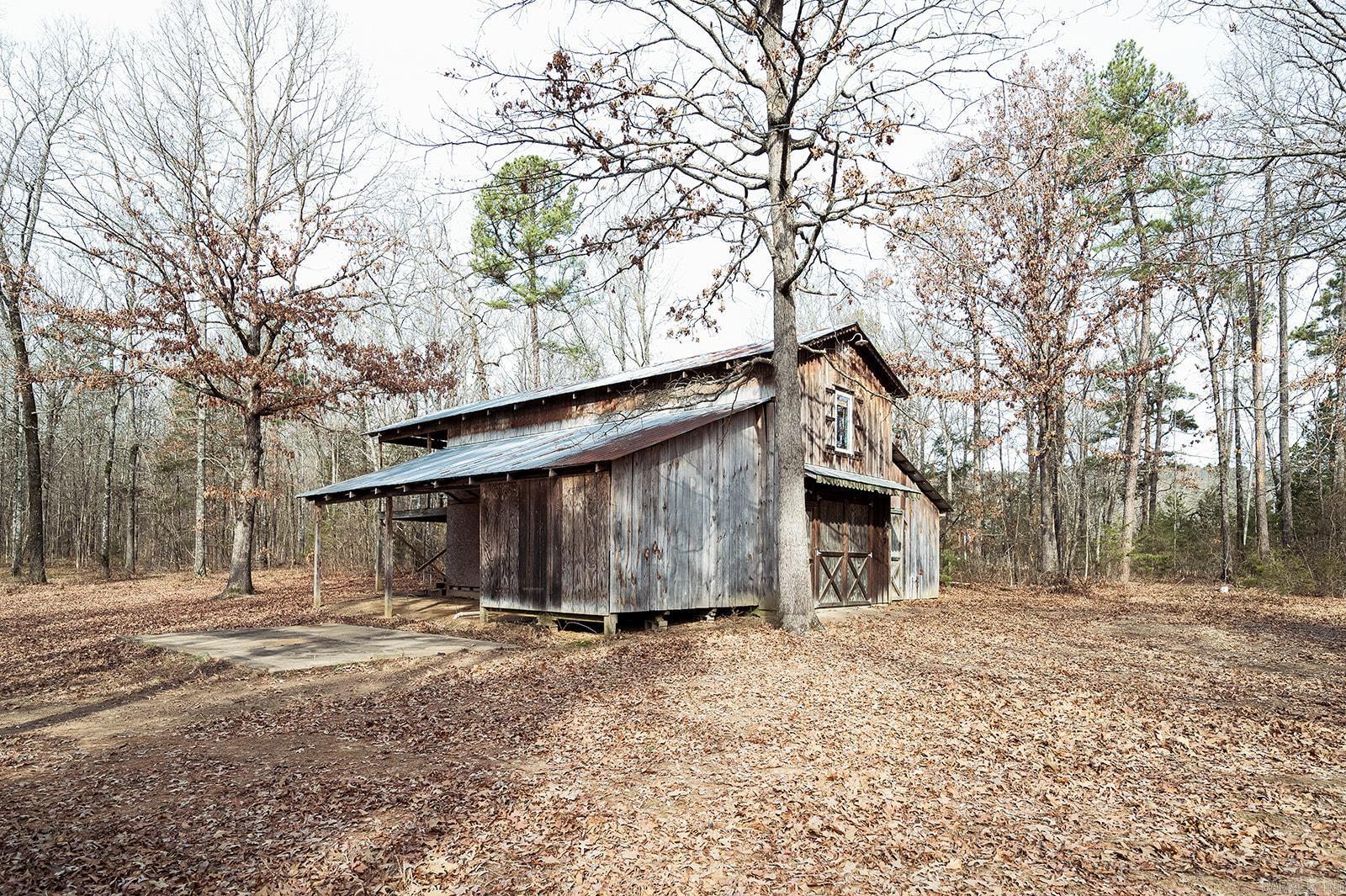 Metes & Bounds - Land