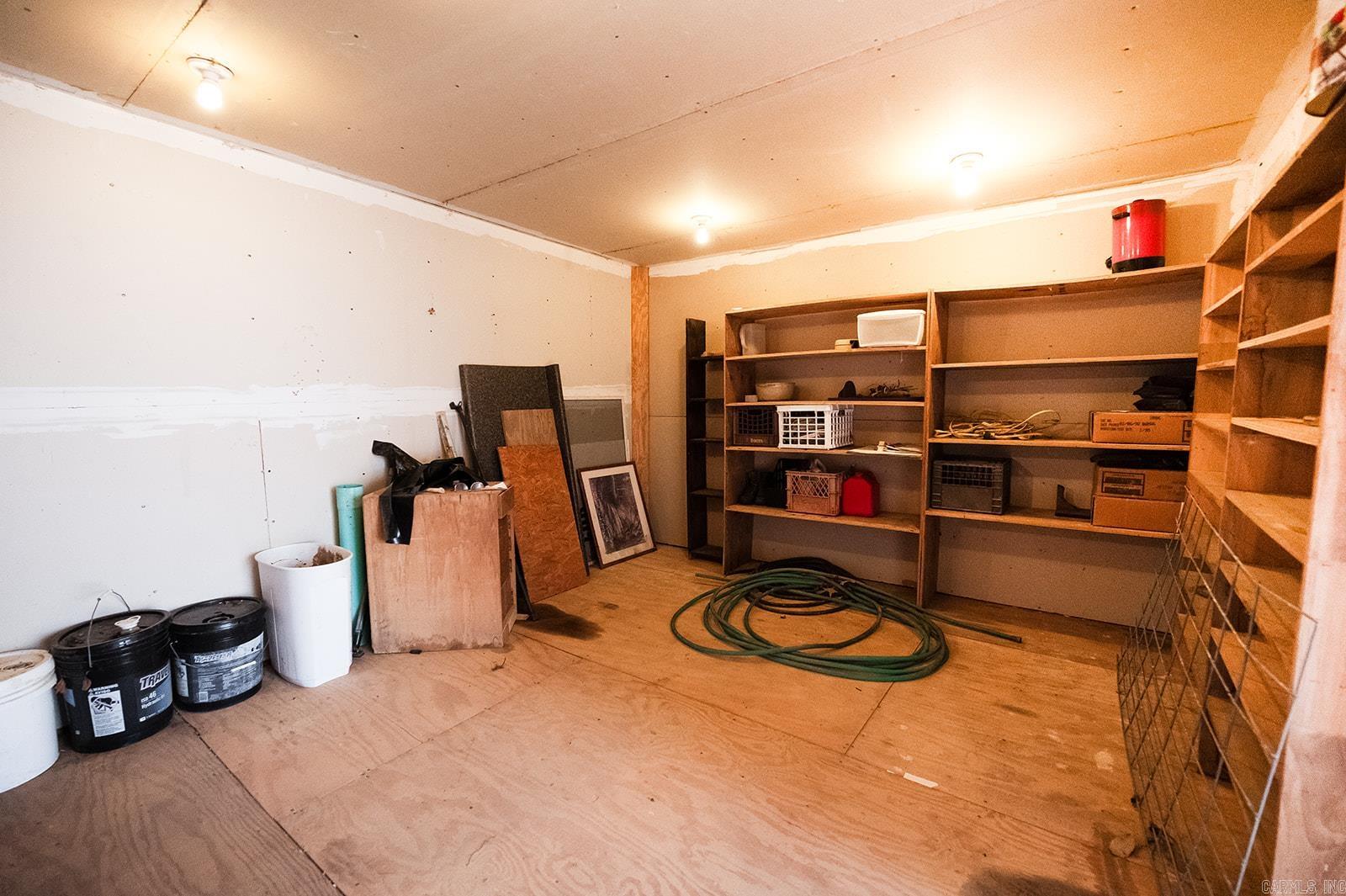 Metes & Bounds - Land