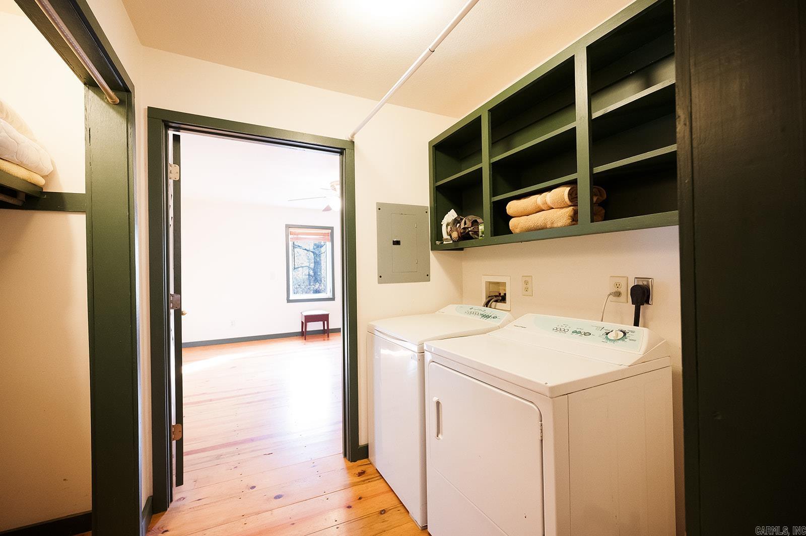 Metes & Bounds - Land