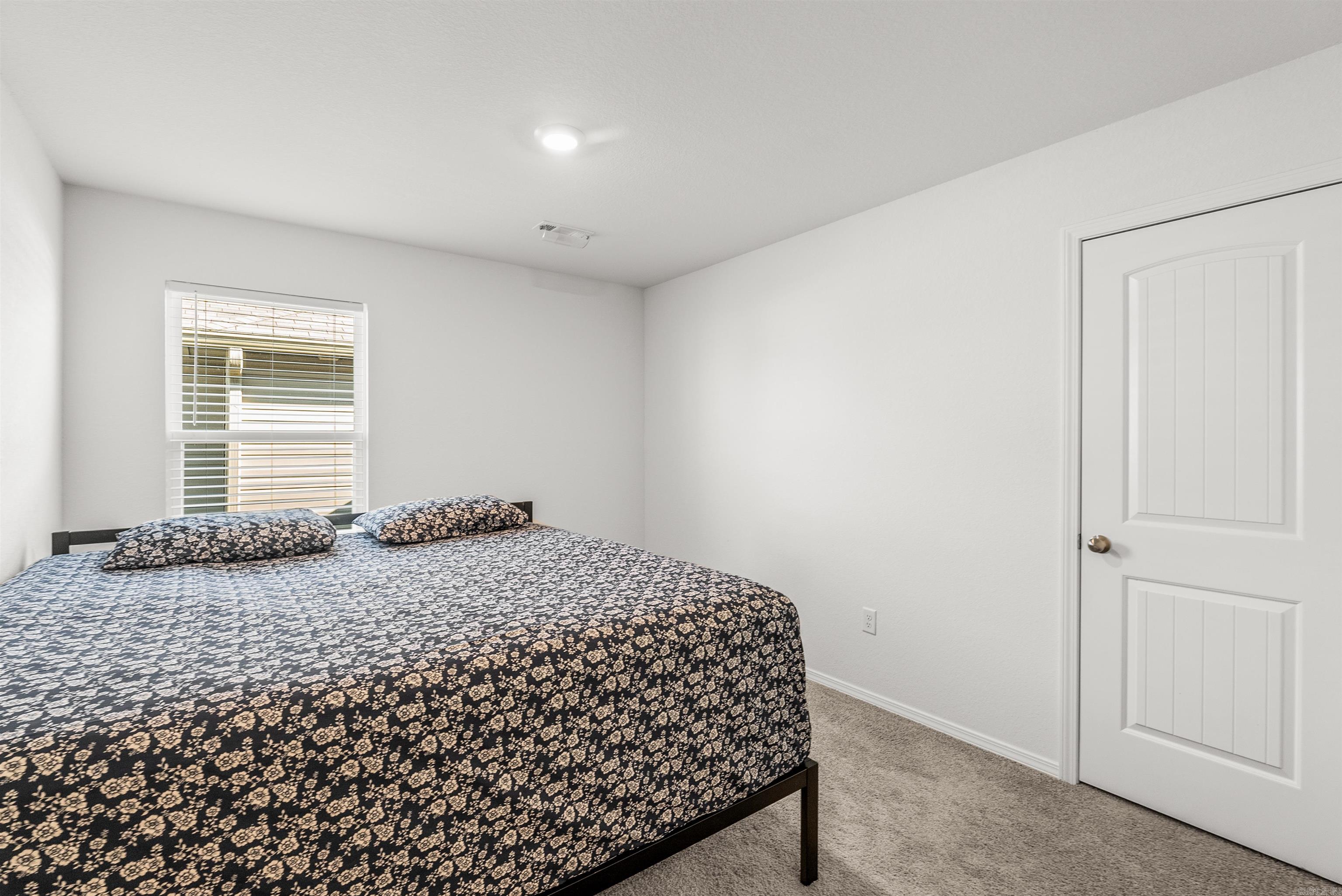 CYPRESS BEND AT WHITE OAK CROSSI - Residential