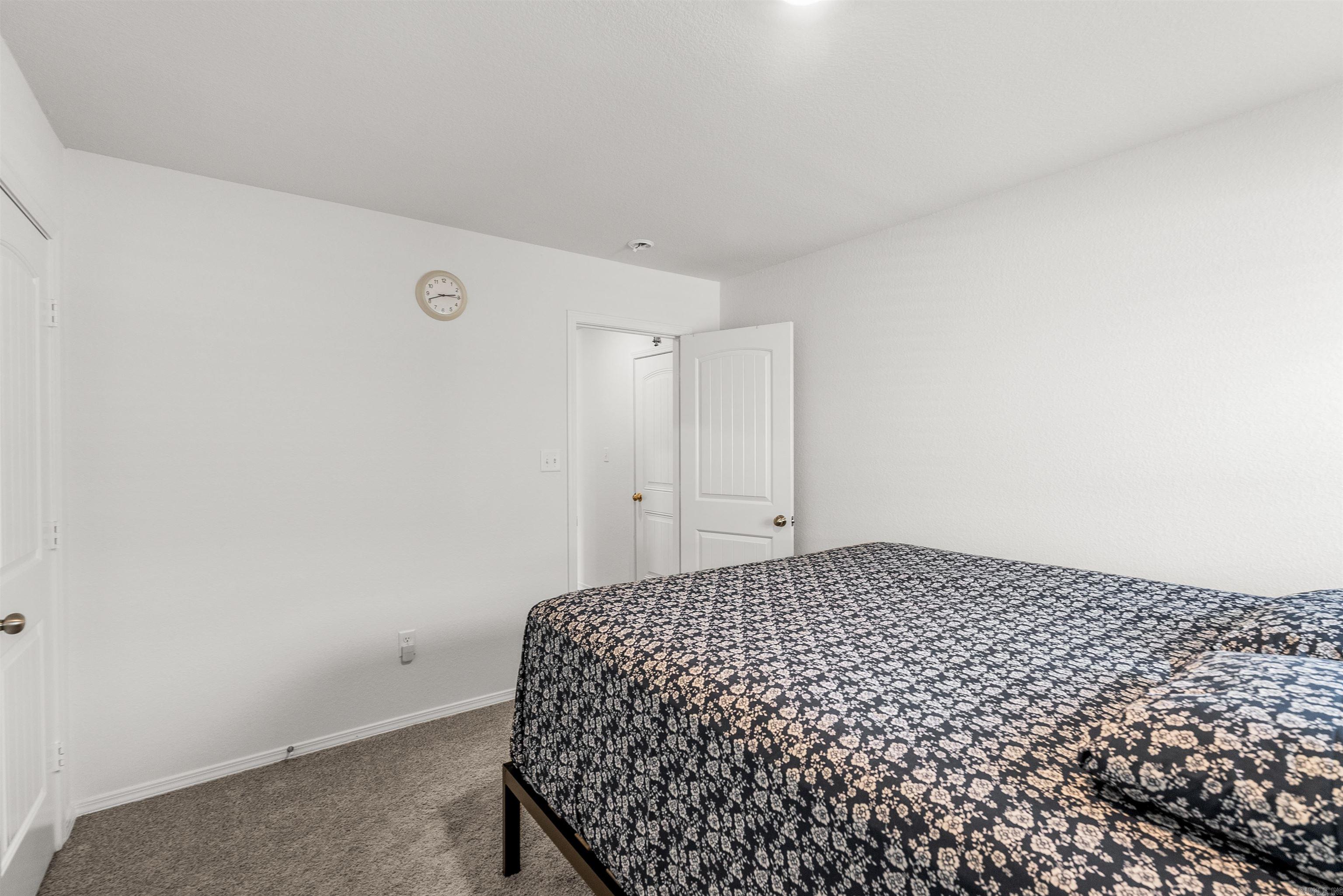 CYPRESS BEND AT WHITE OAK CROSSI - Residential