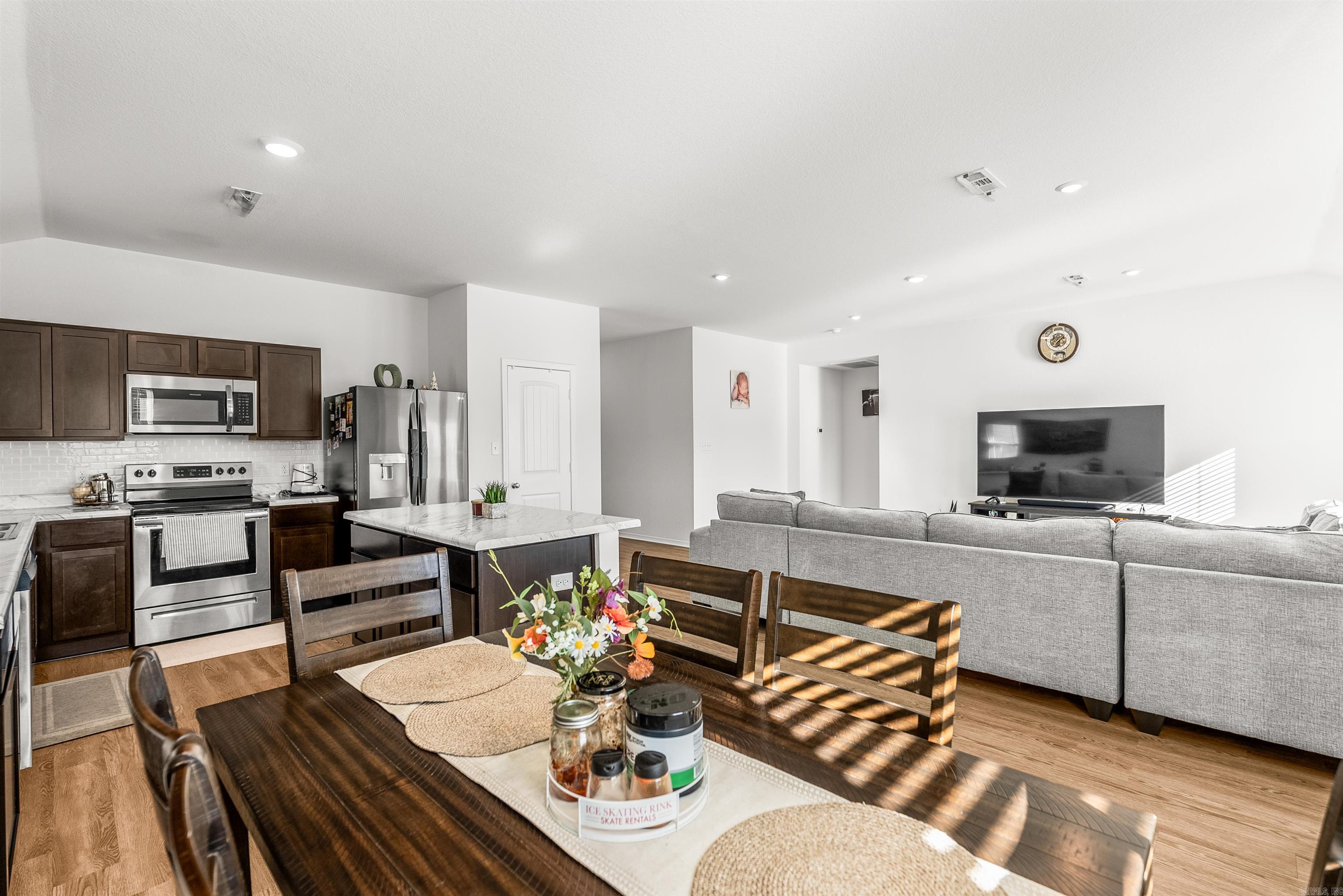 CYPRESS BEND AT WHITE OAK CROSSI - Residential