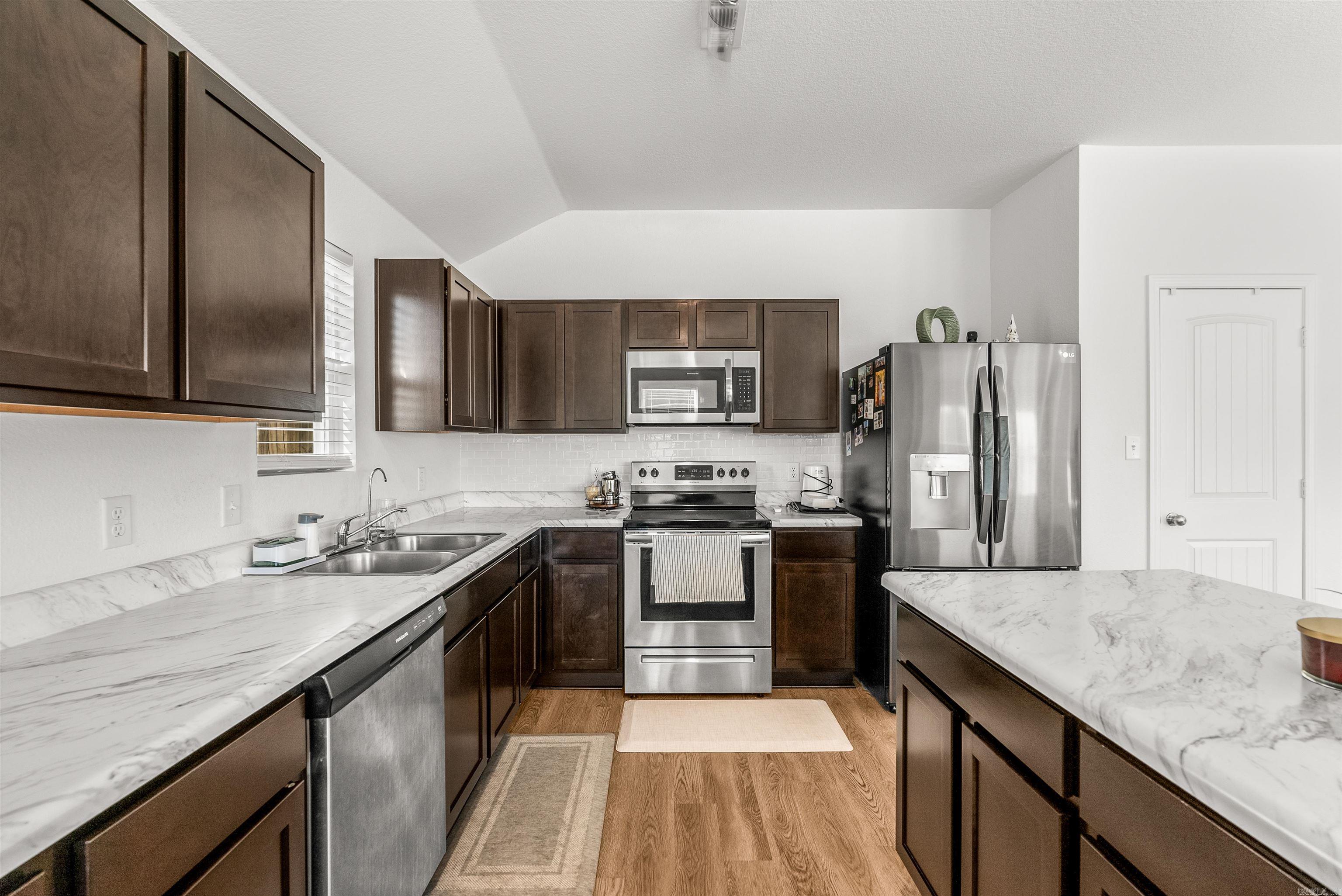 CYPRESS BEND AT WHITE OAK CROSSI - Residential