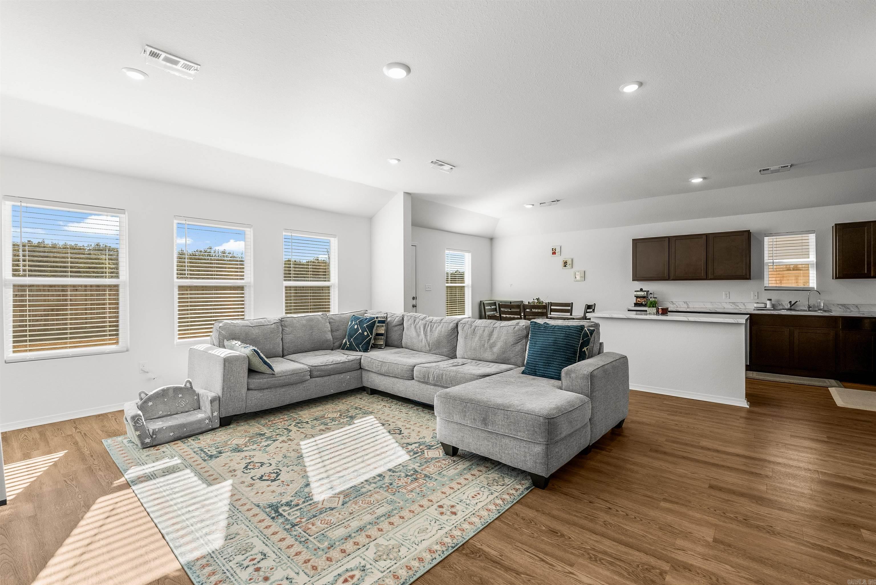 CYPRESS BEND AT WHITE OAK CROSSI - Residential