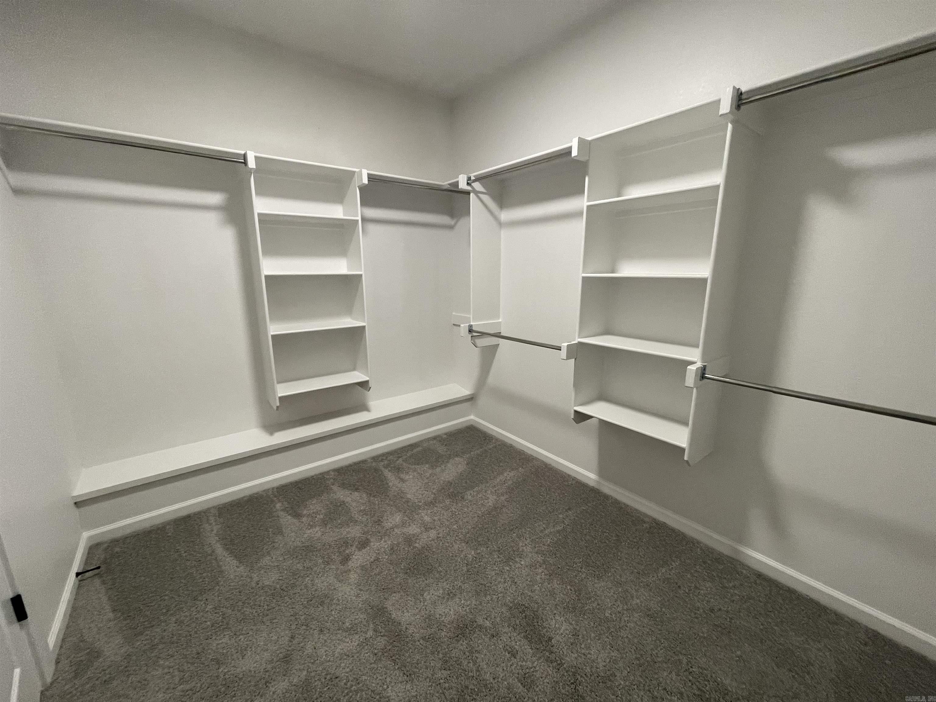 NATALIE'S PLACE - Residential