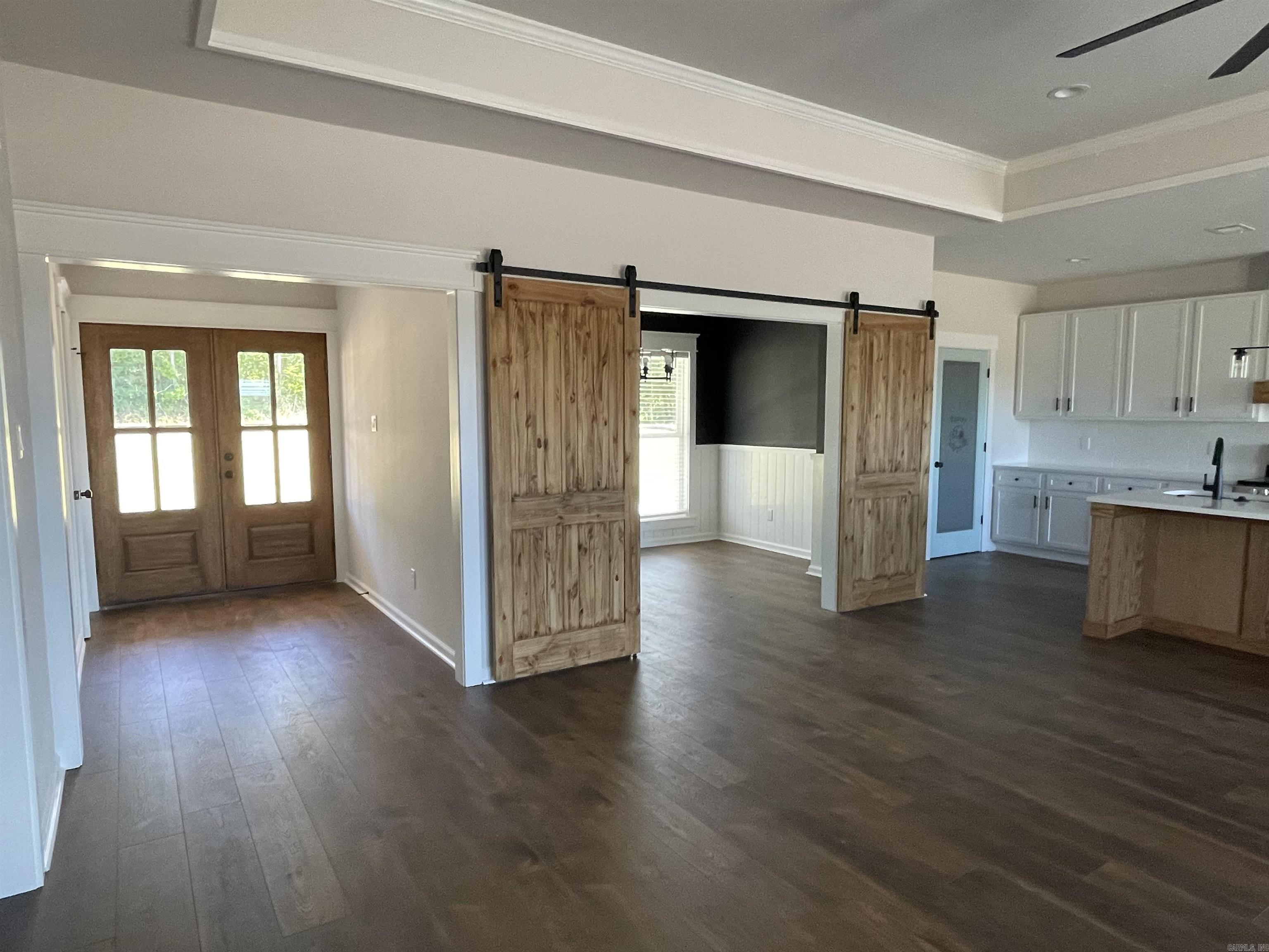 NATALIE'S PLACE - Residential