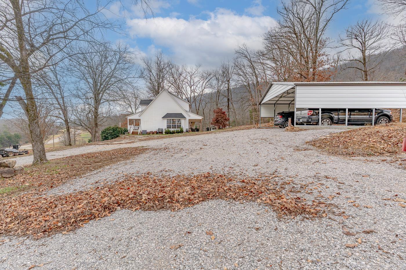 DOVE ACRES - Residential Lease