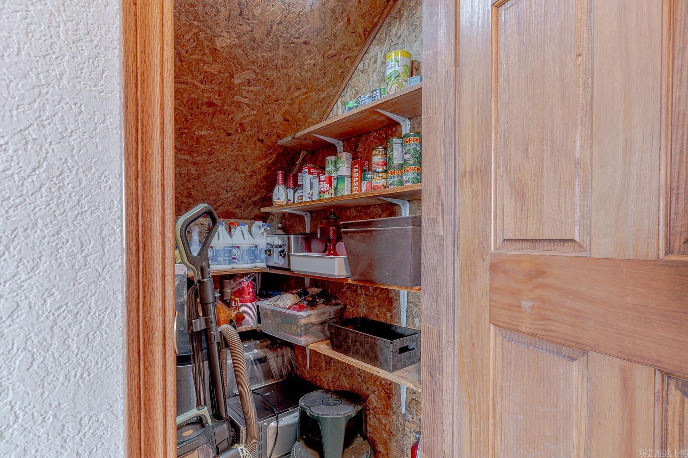 DOVE ACRES - Residential Lease