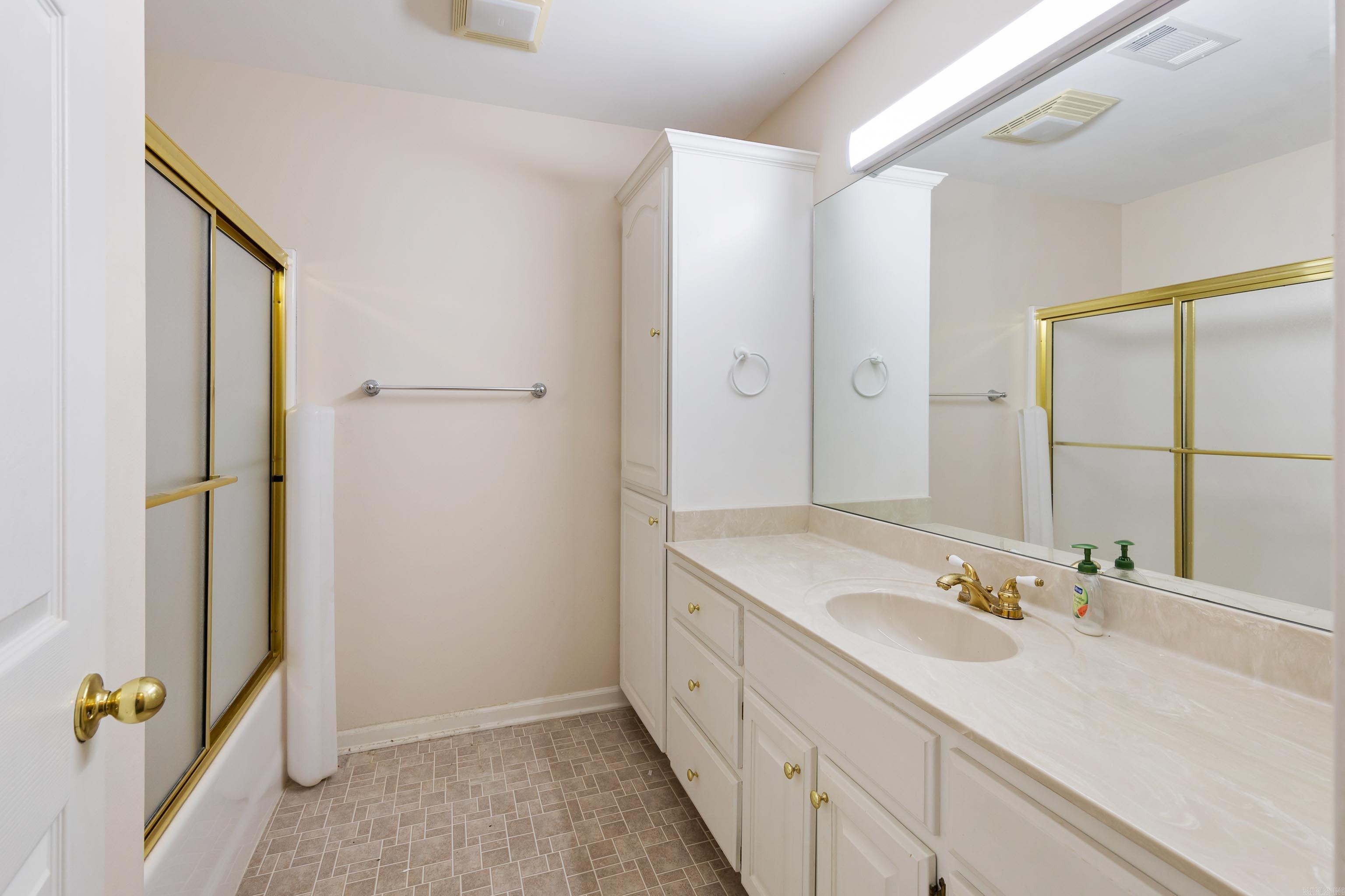 MORDEN - Residential