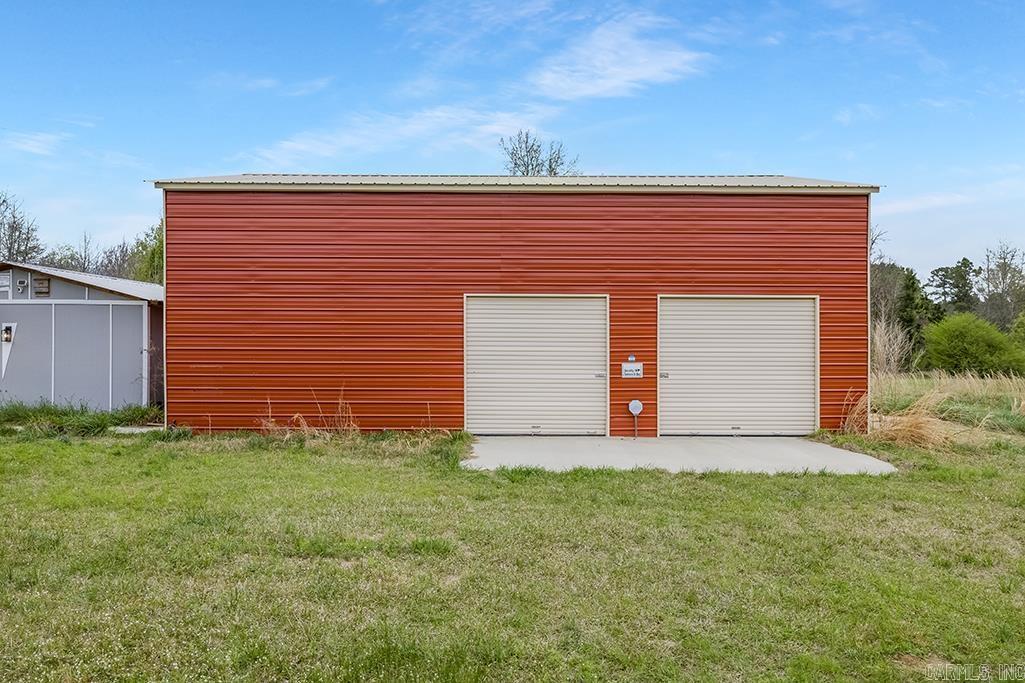 Metes & Bounds - Residential