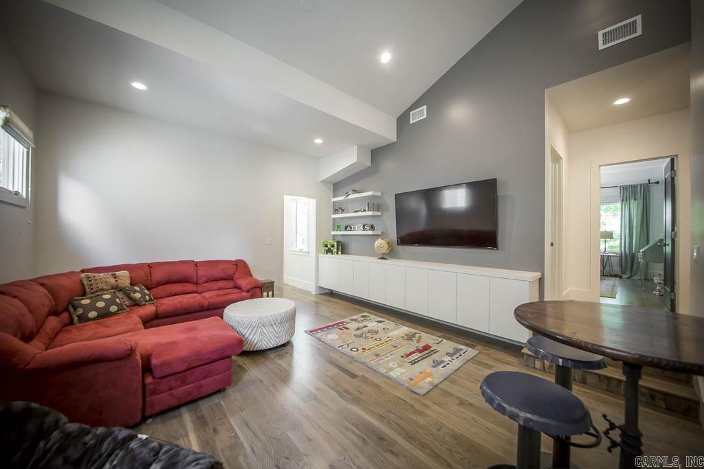 PARK VIEW - Residential