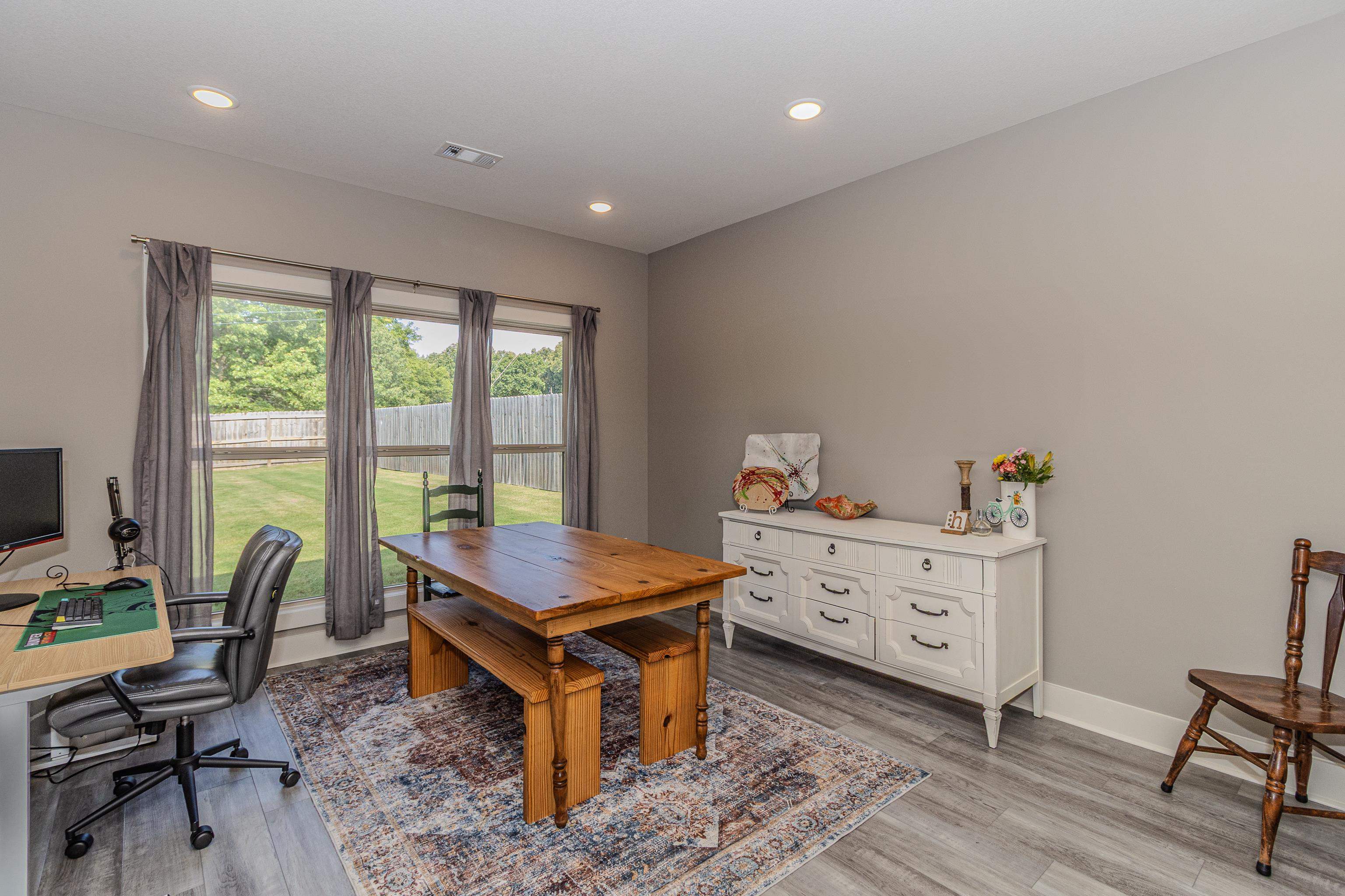 BOBCAT MEADOWS - Residential