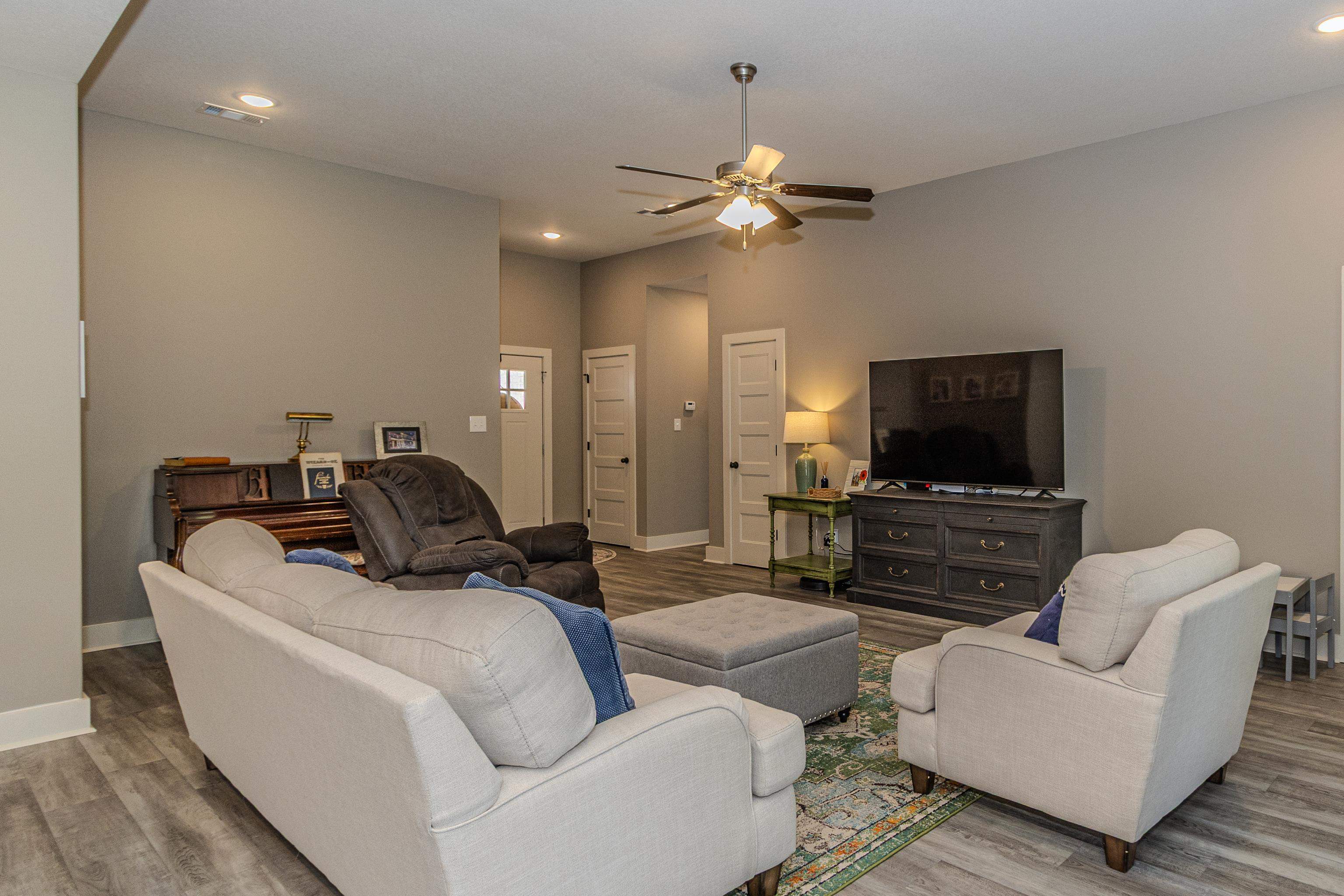 BOBCAT MEADOWS - Residential