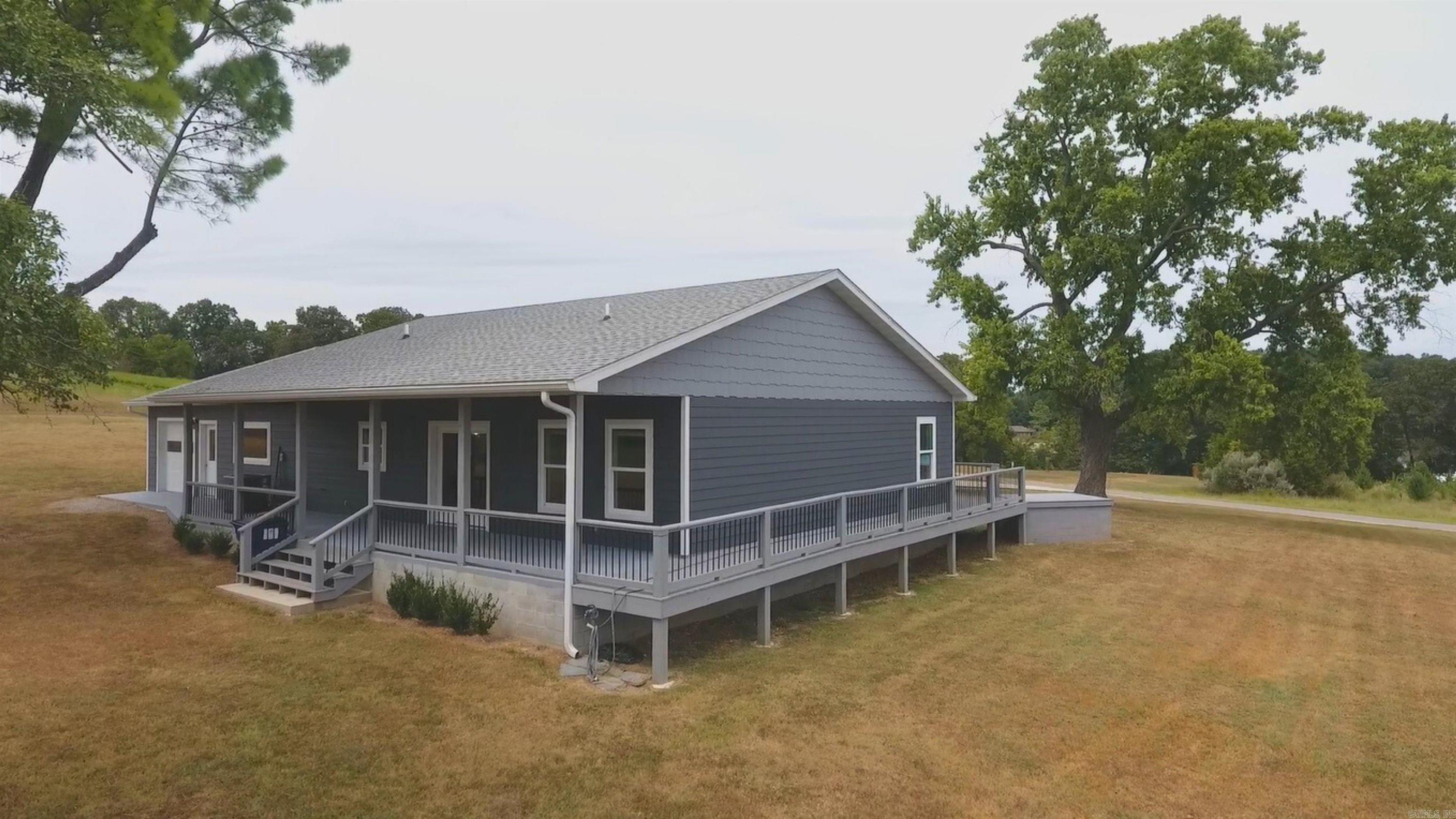 RIVERSIDE RIDGE ESTATES - Residential