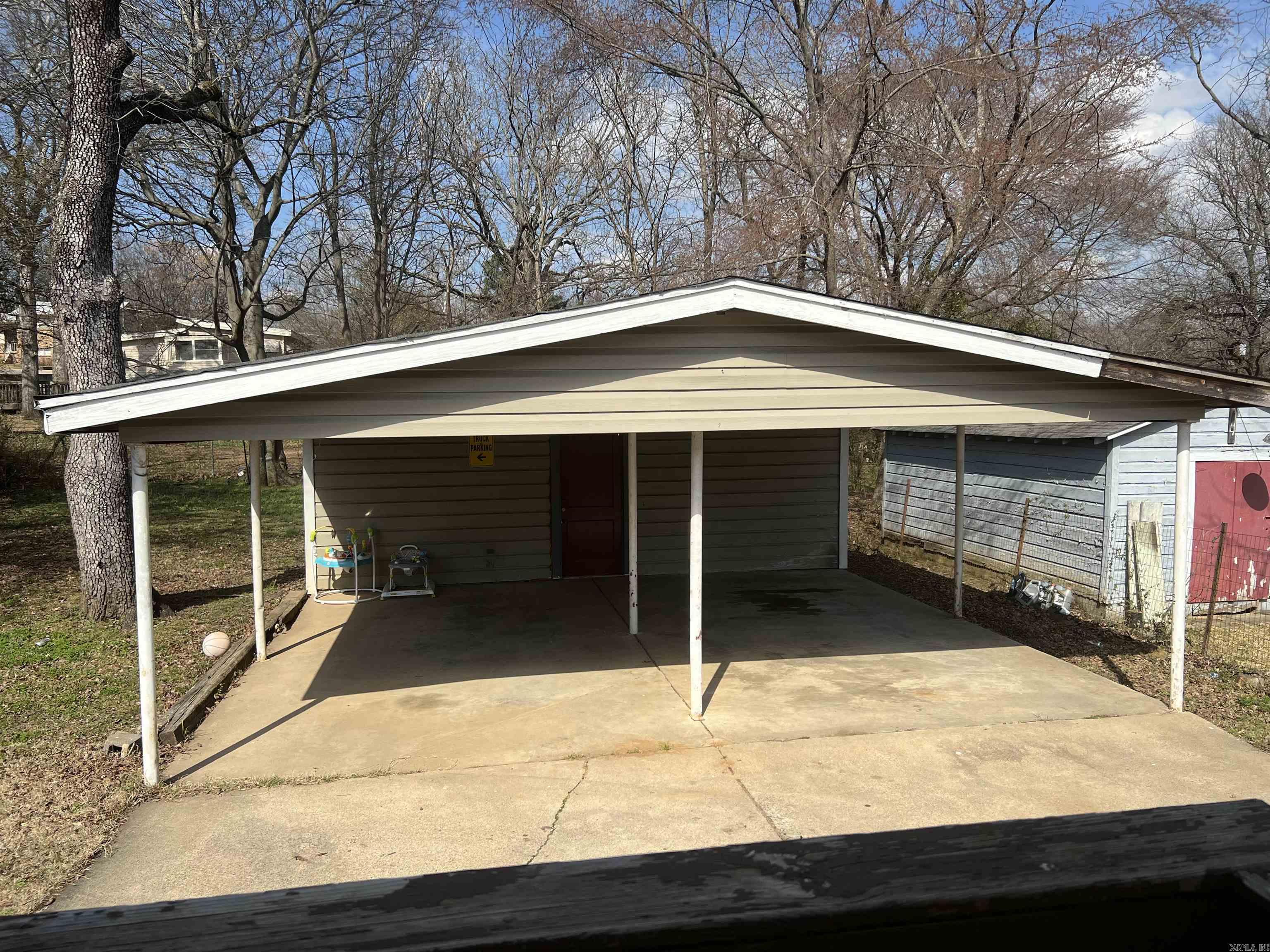 Farmeres 2nd - Residential