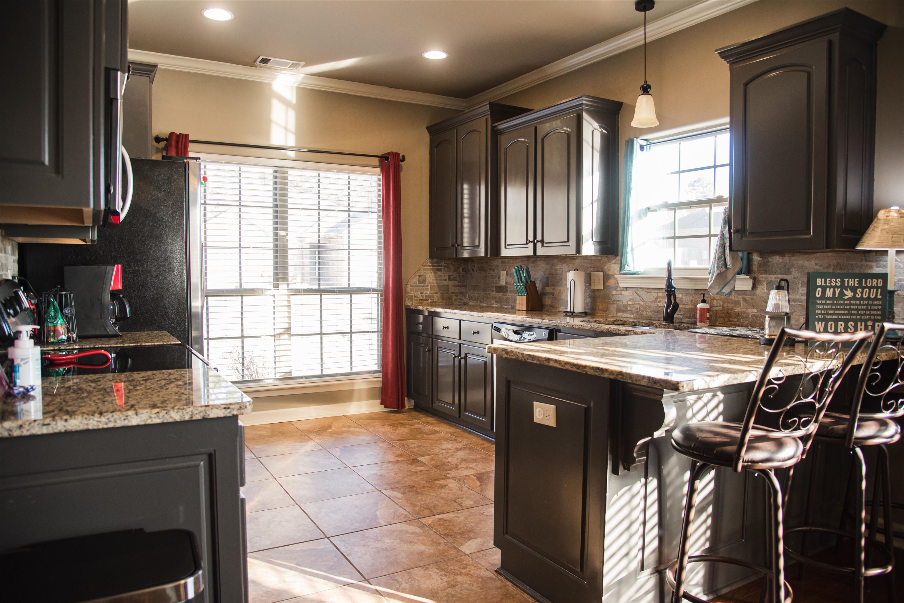 HIDDEN LAKE ESTATES - Residential