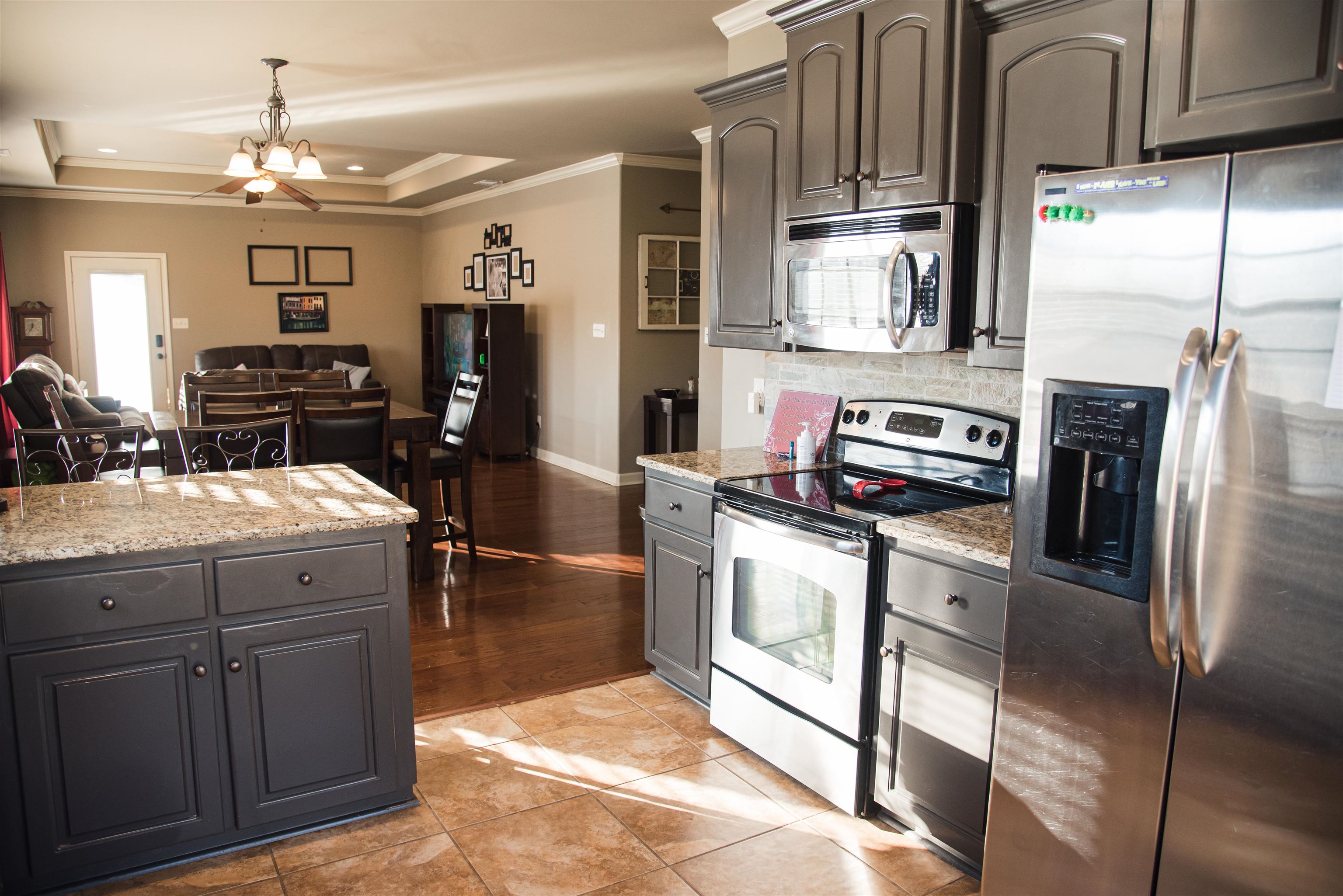 HIDDEN LAKE ESTATES - Residential