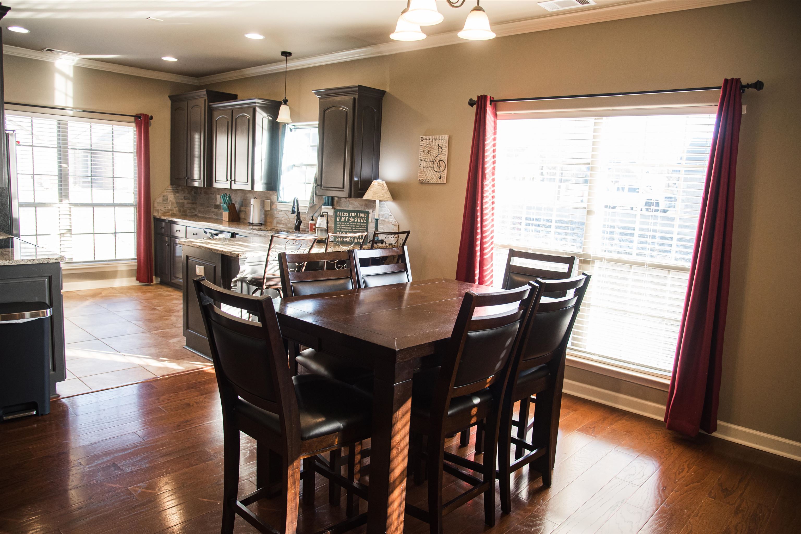 HIDDEN LAKE ESTATES - Residential