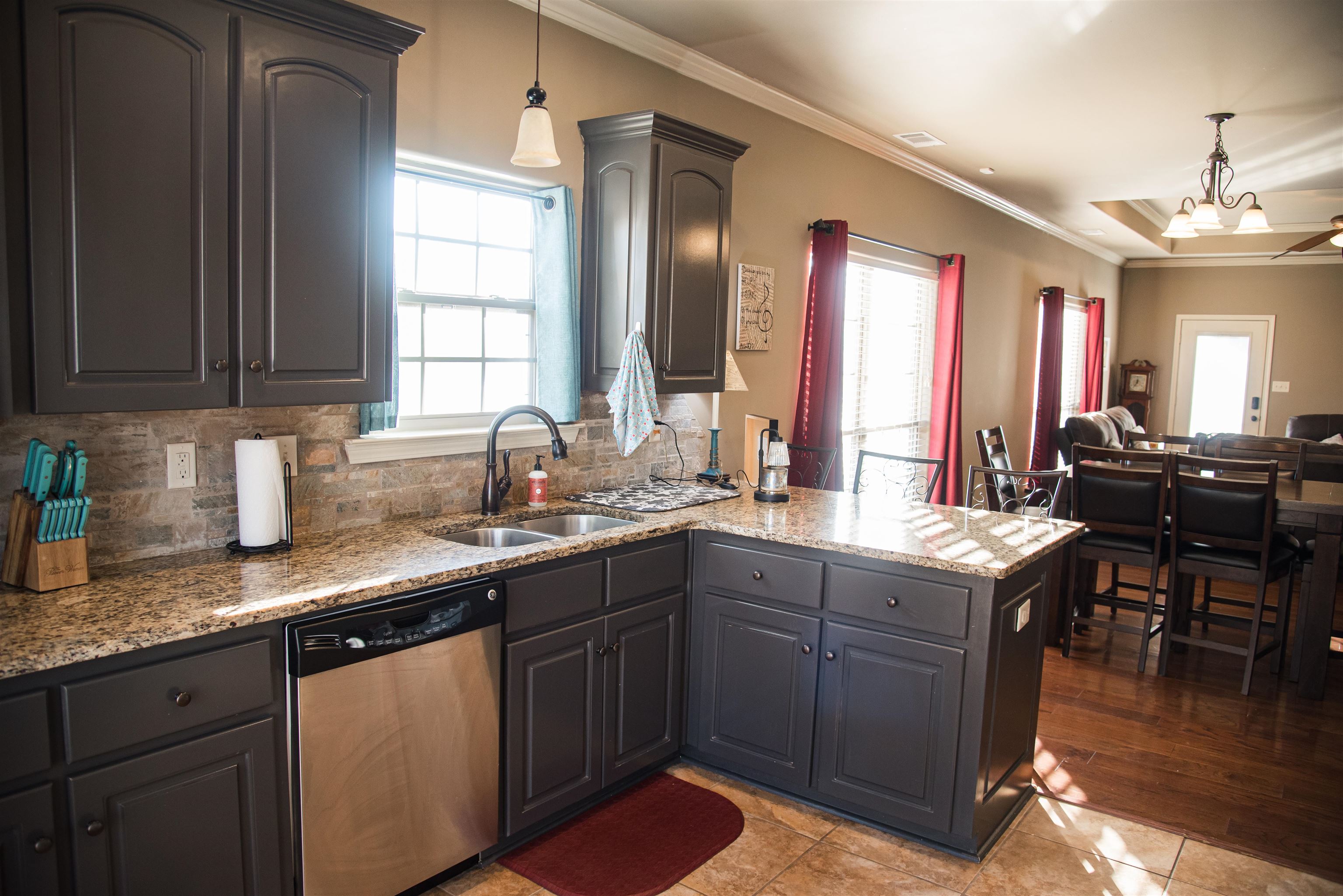 HIDDEN LAKE ESTATES - Residential