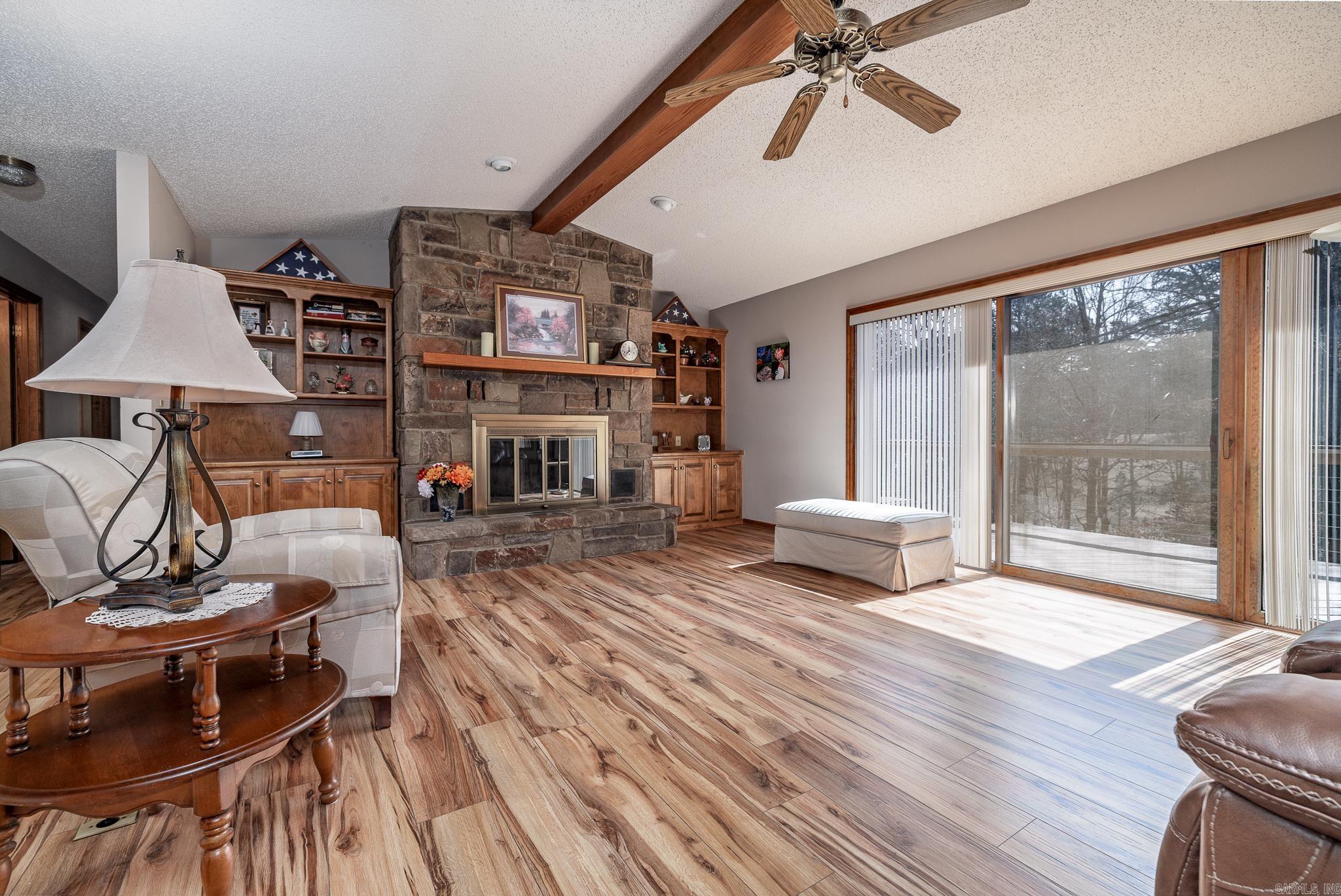 ALMENDRA - Residential