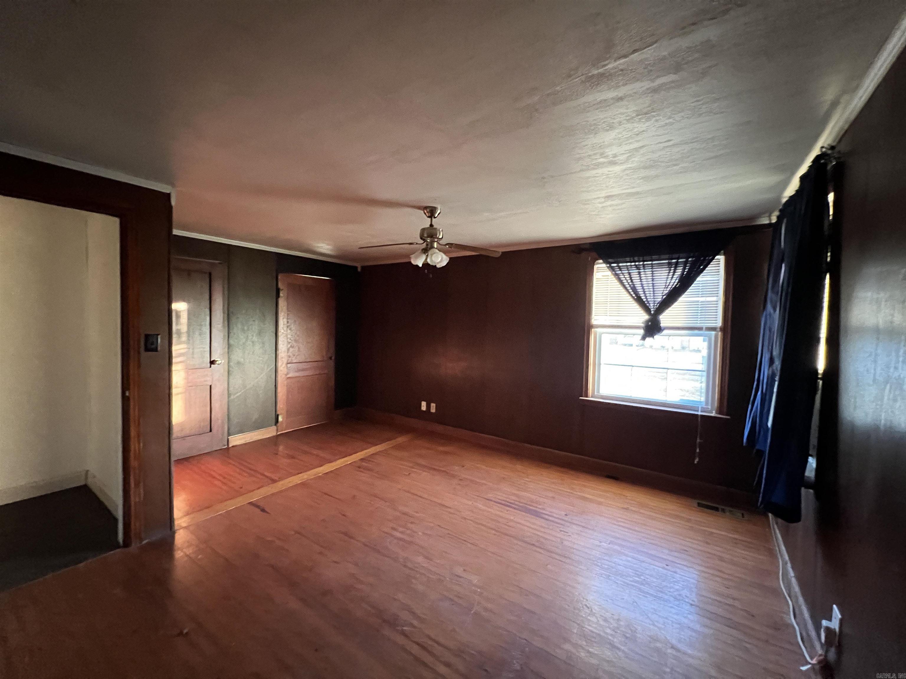 Metes & Bounds - Commercial Sale