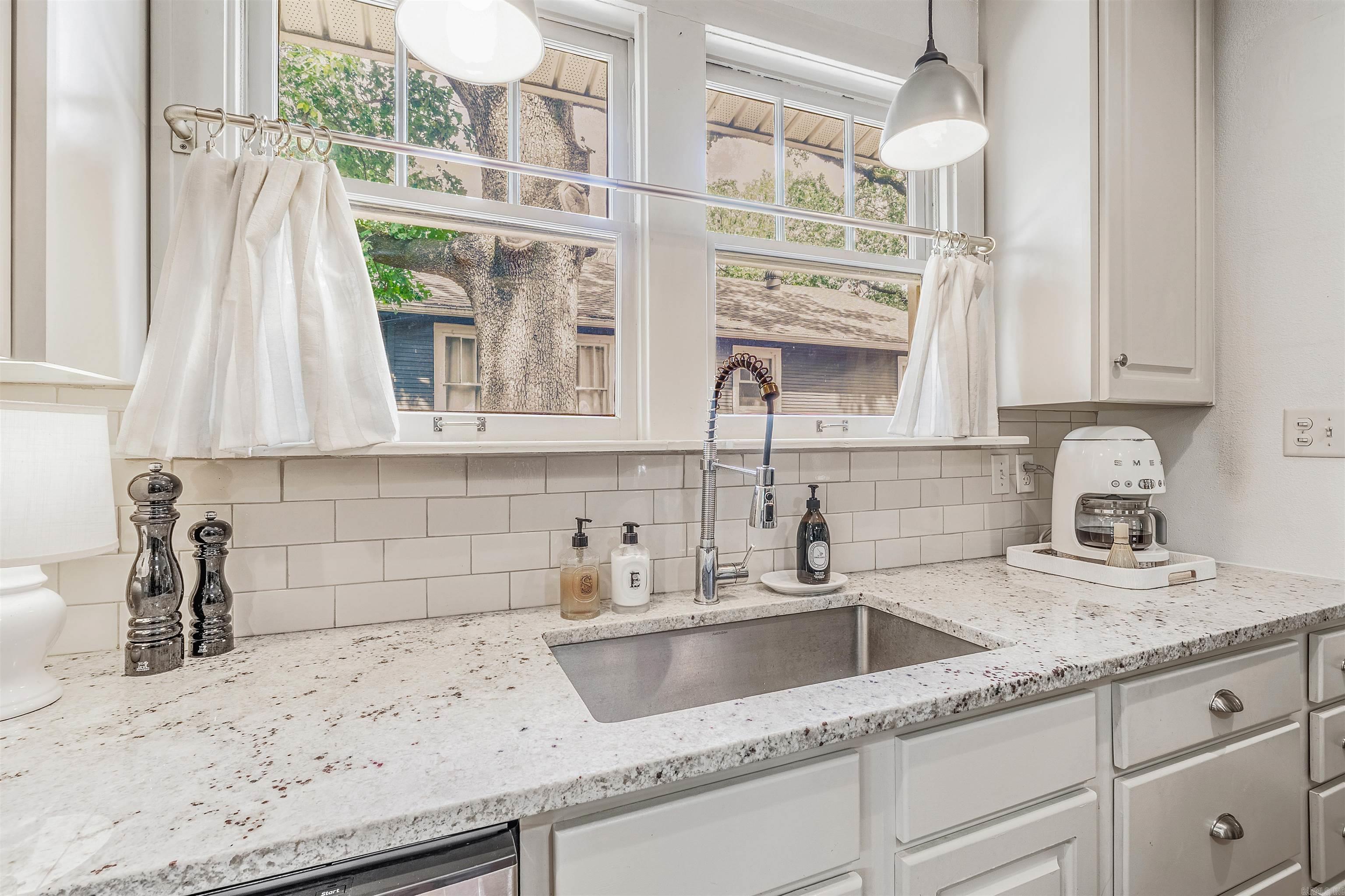 MOUNTAIN PARK - Residential