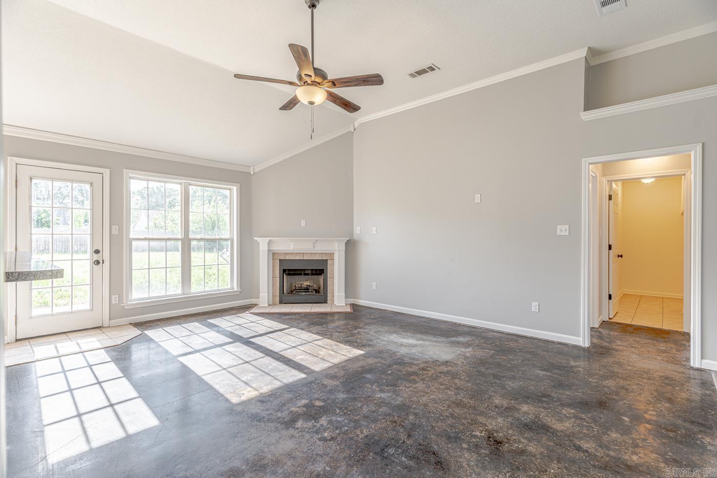 DEERFIELD - Residential