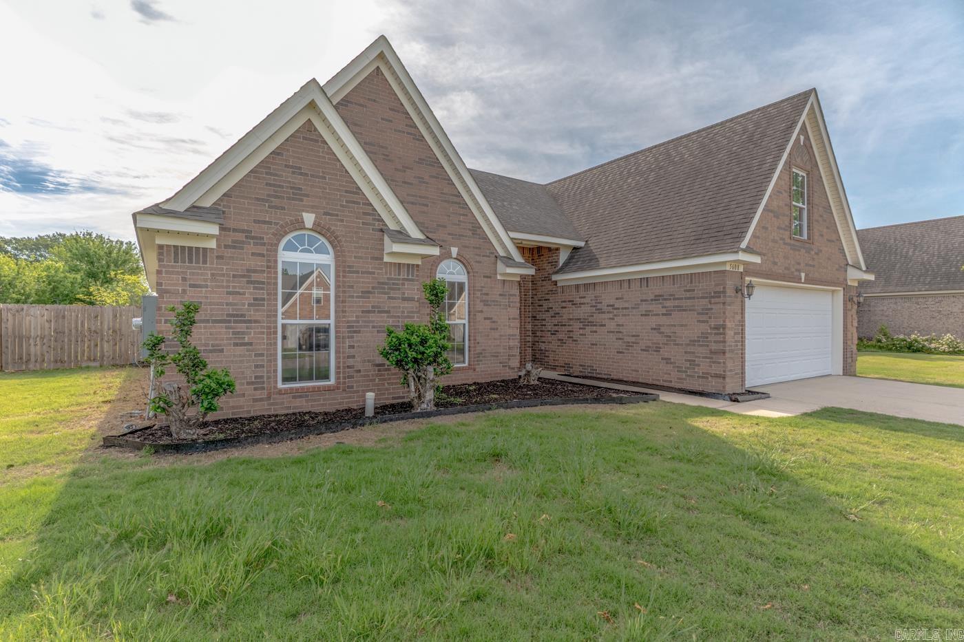 DEERFIELD - Residential
